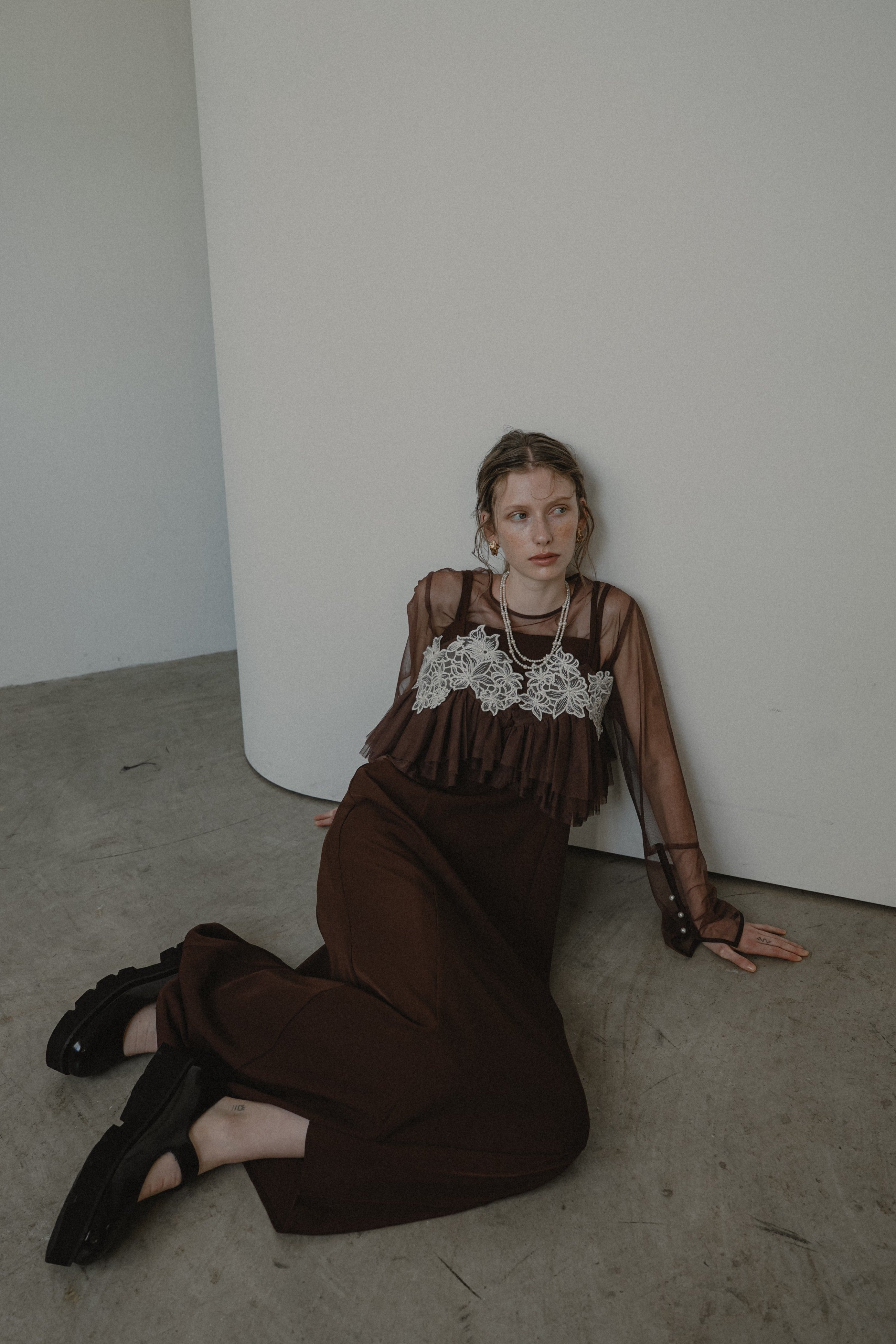 1015 Petal embroidery dress