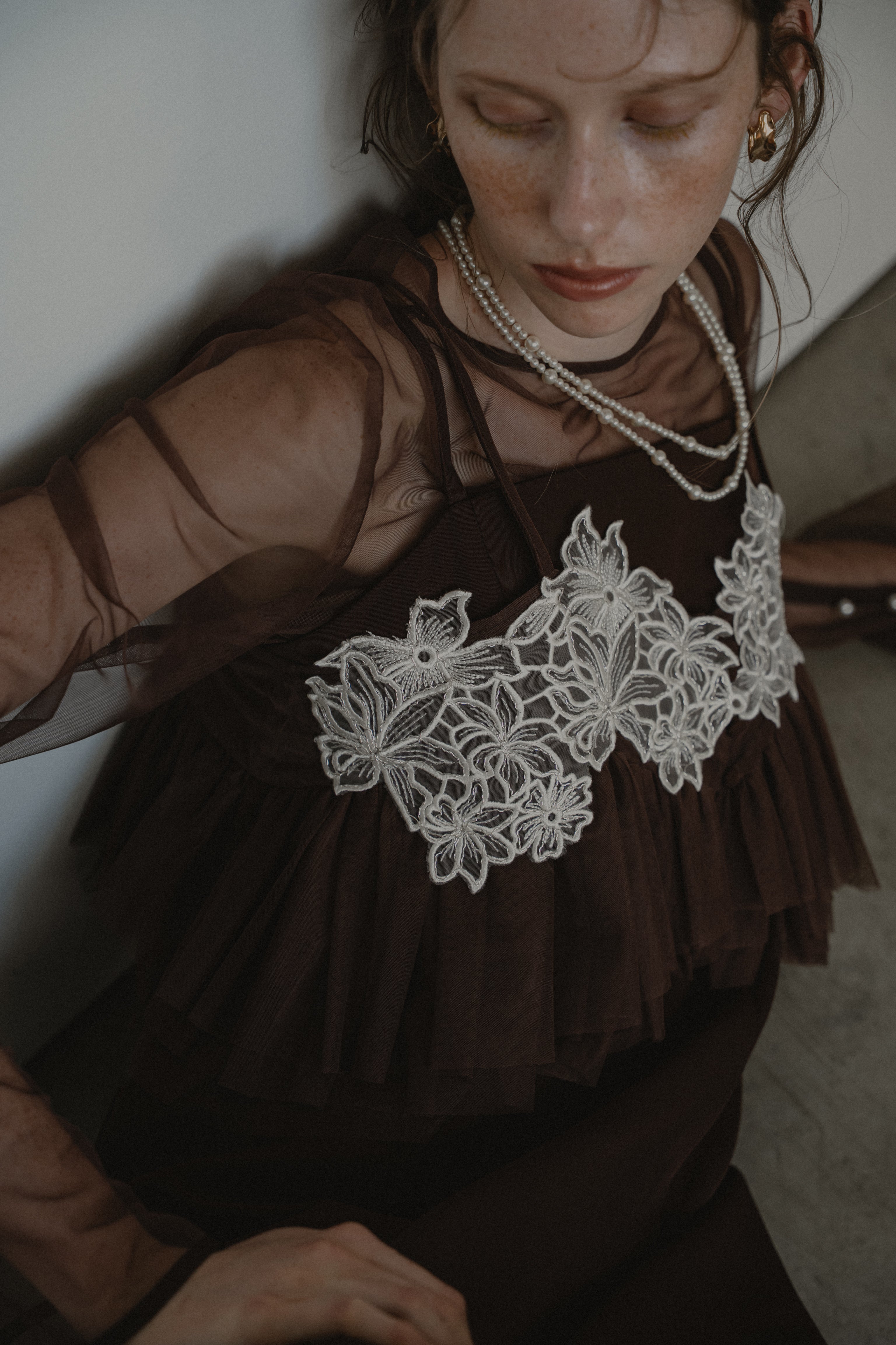 1015 Petal embroidery dress