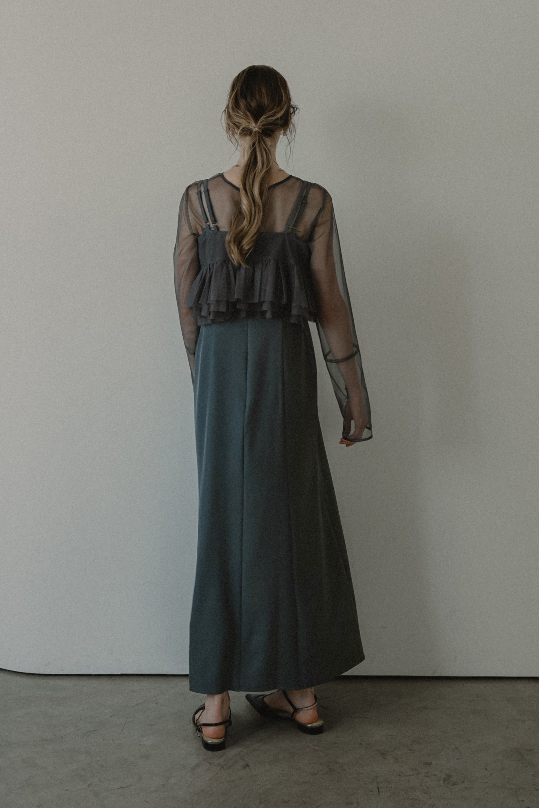 1015 Petal embroidery dress