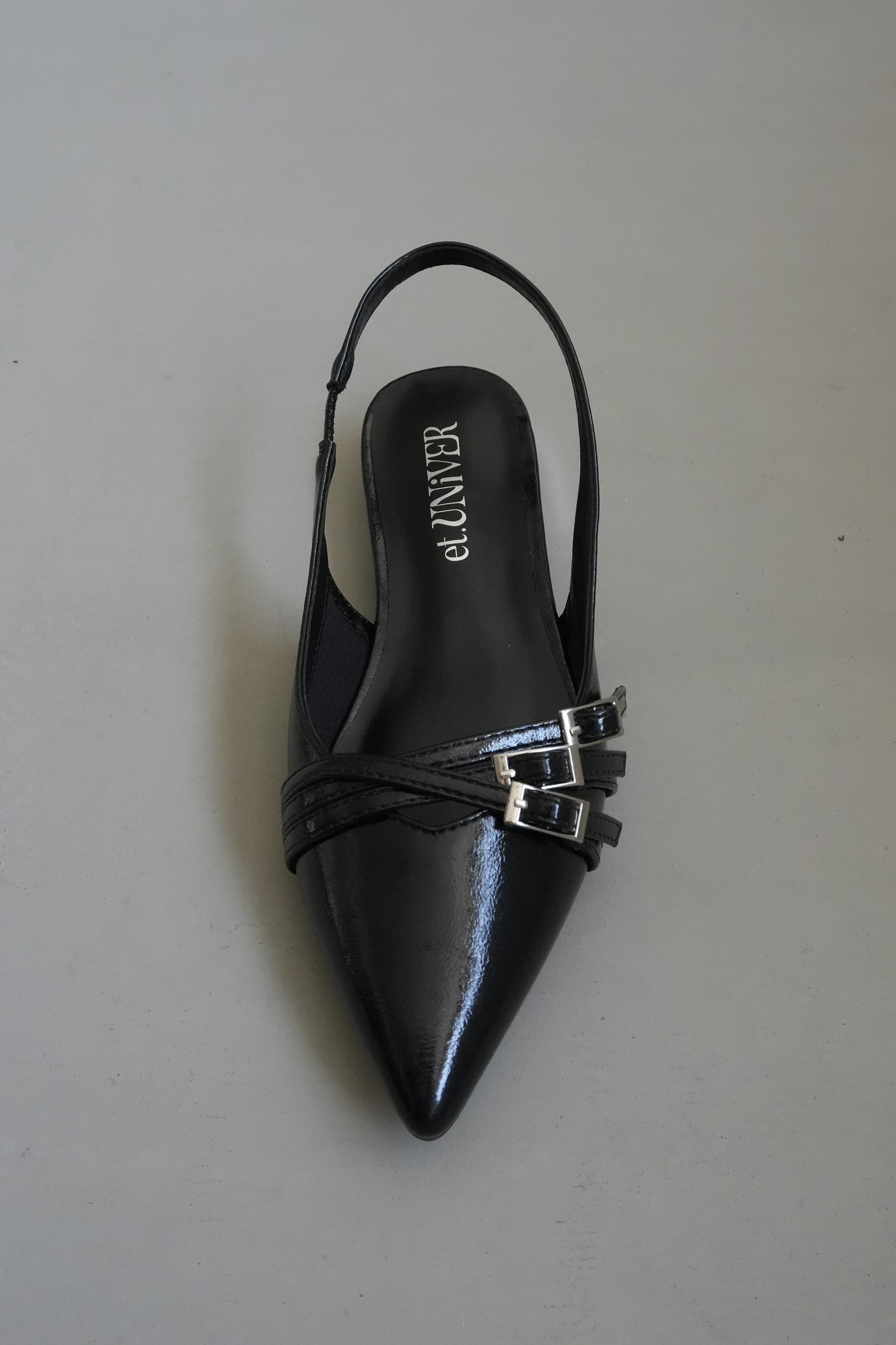 962 strap overlay pumps