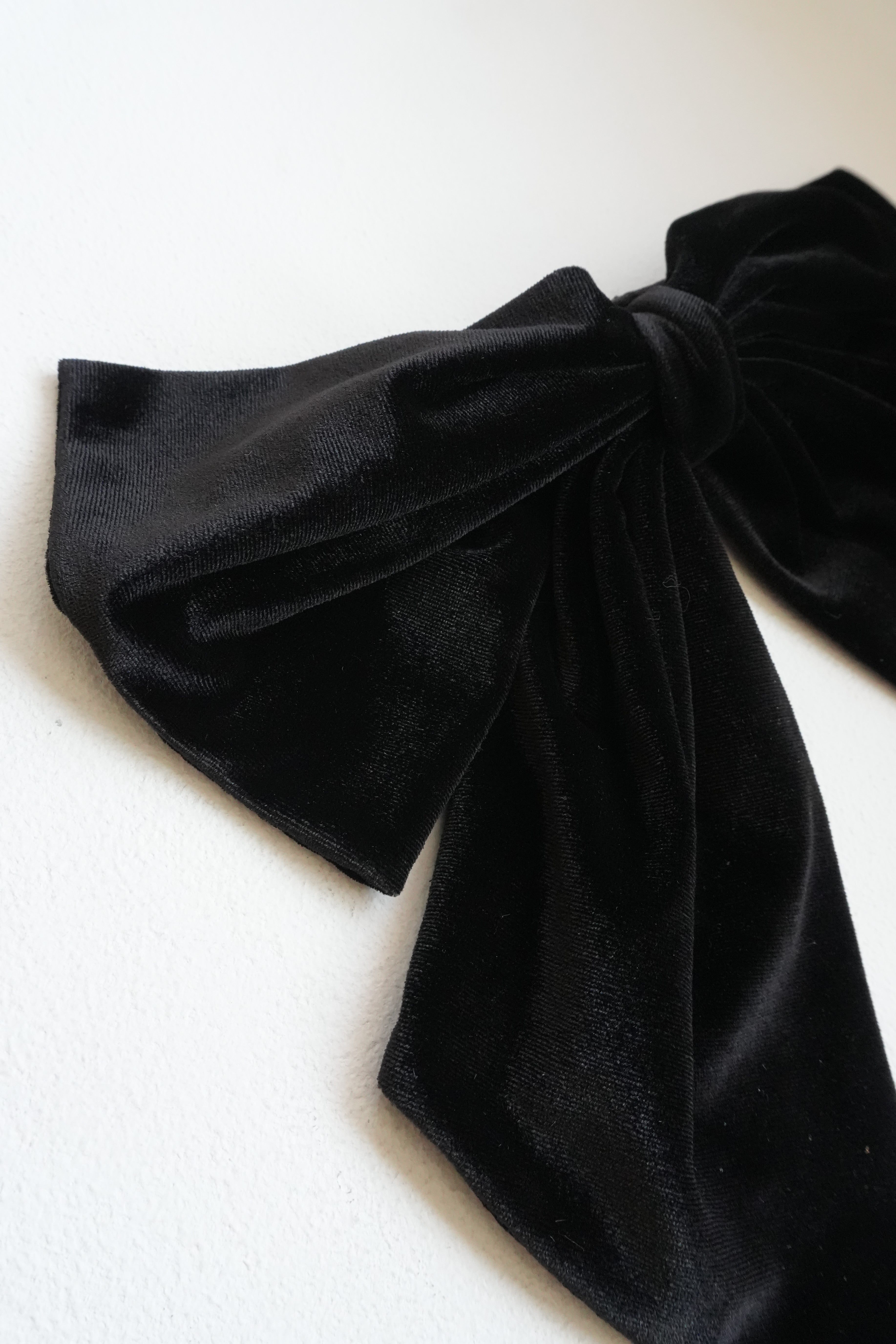 1021 Velour ribbon hair hook