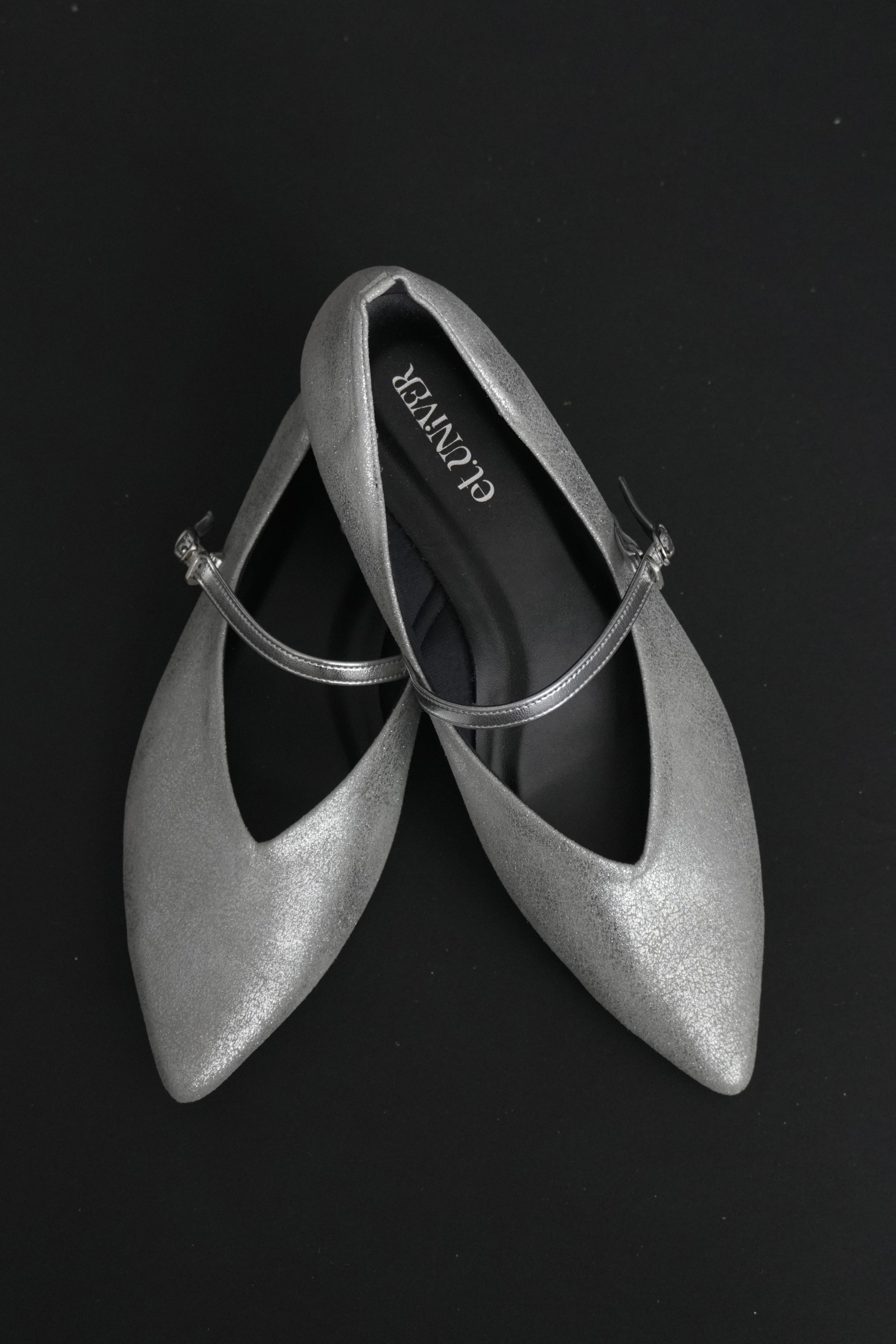 1101 Single Strap Pointed Flats