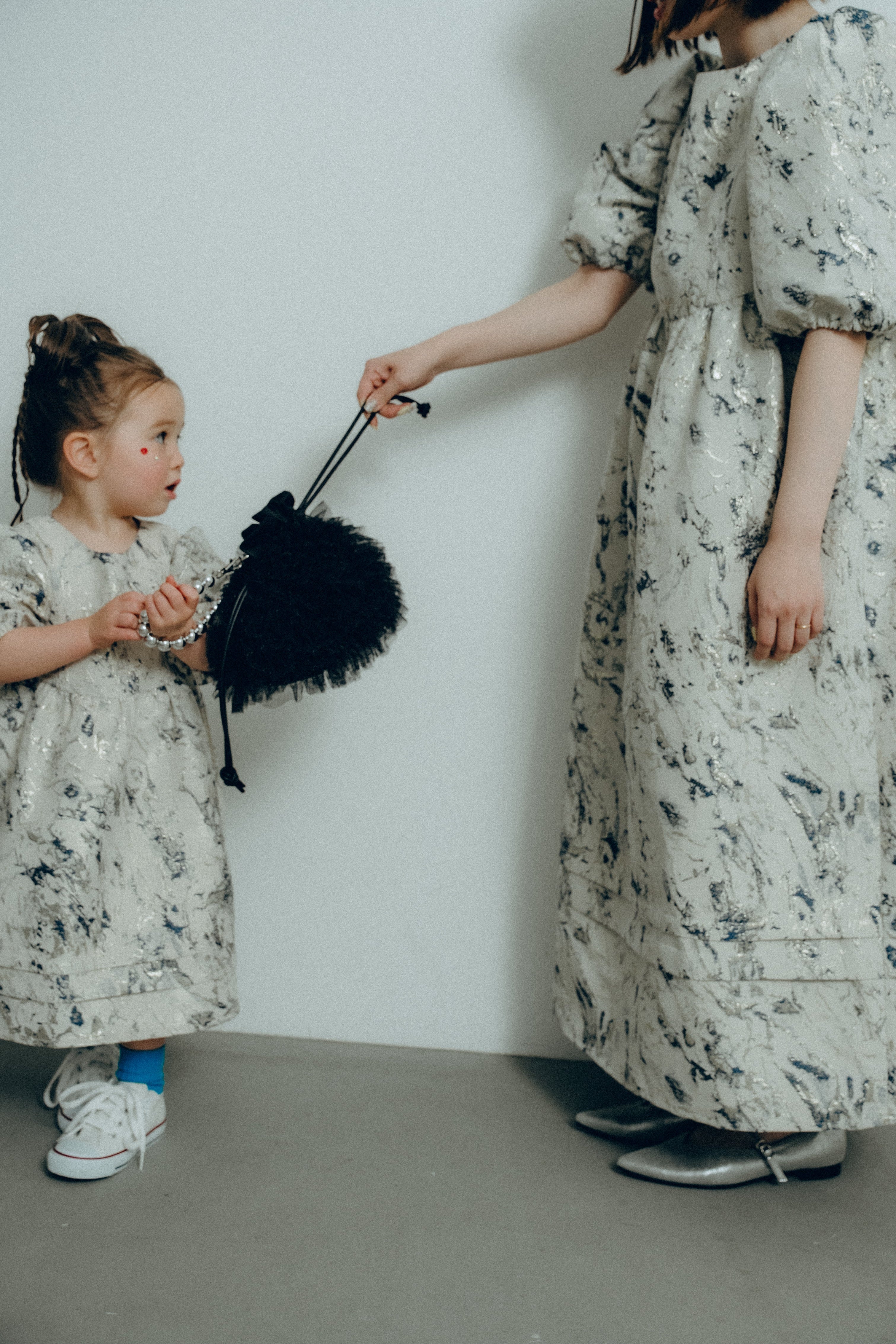 et.UNiVER │ 1127 Marble dress kids – et.UNiVER │ 公式オンライン