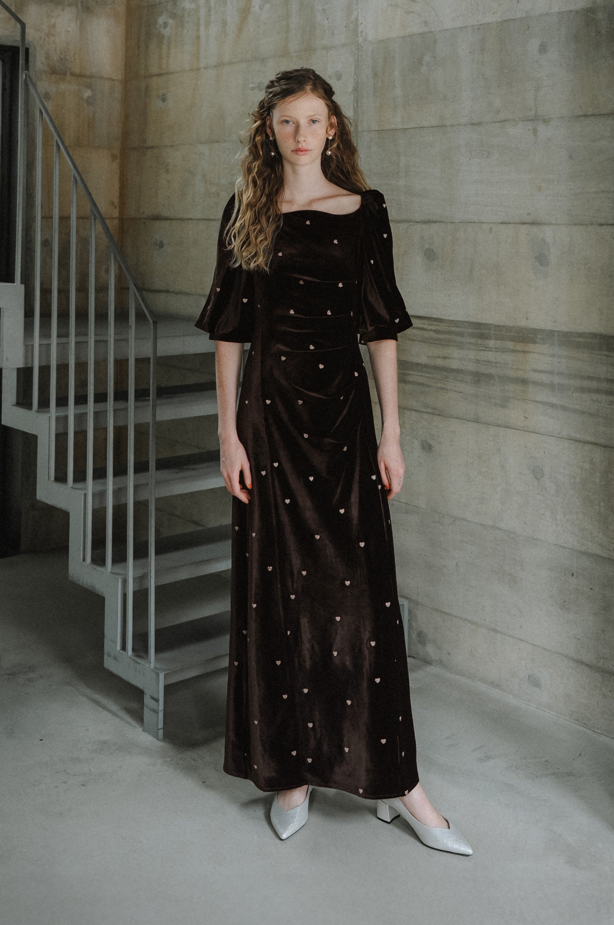 et.UNiVER │ 1035 Sweetheart velour dress – et.UNiVER │ 公式
