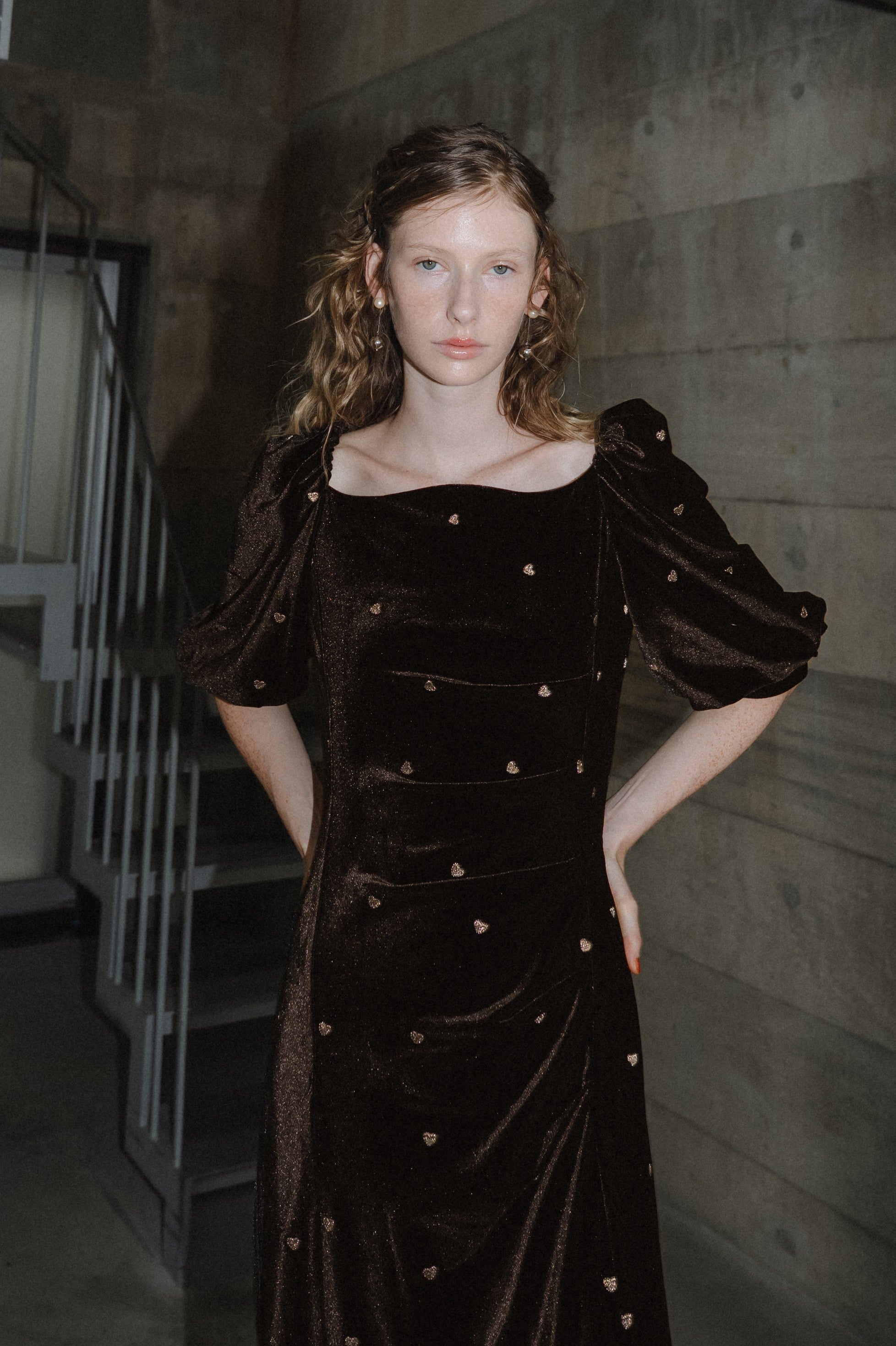 et.UNiVER │ 1035 Sweetheart velour dress – et.UNiVER │ 公式