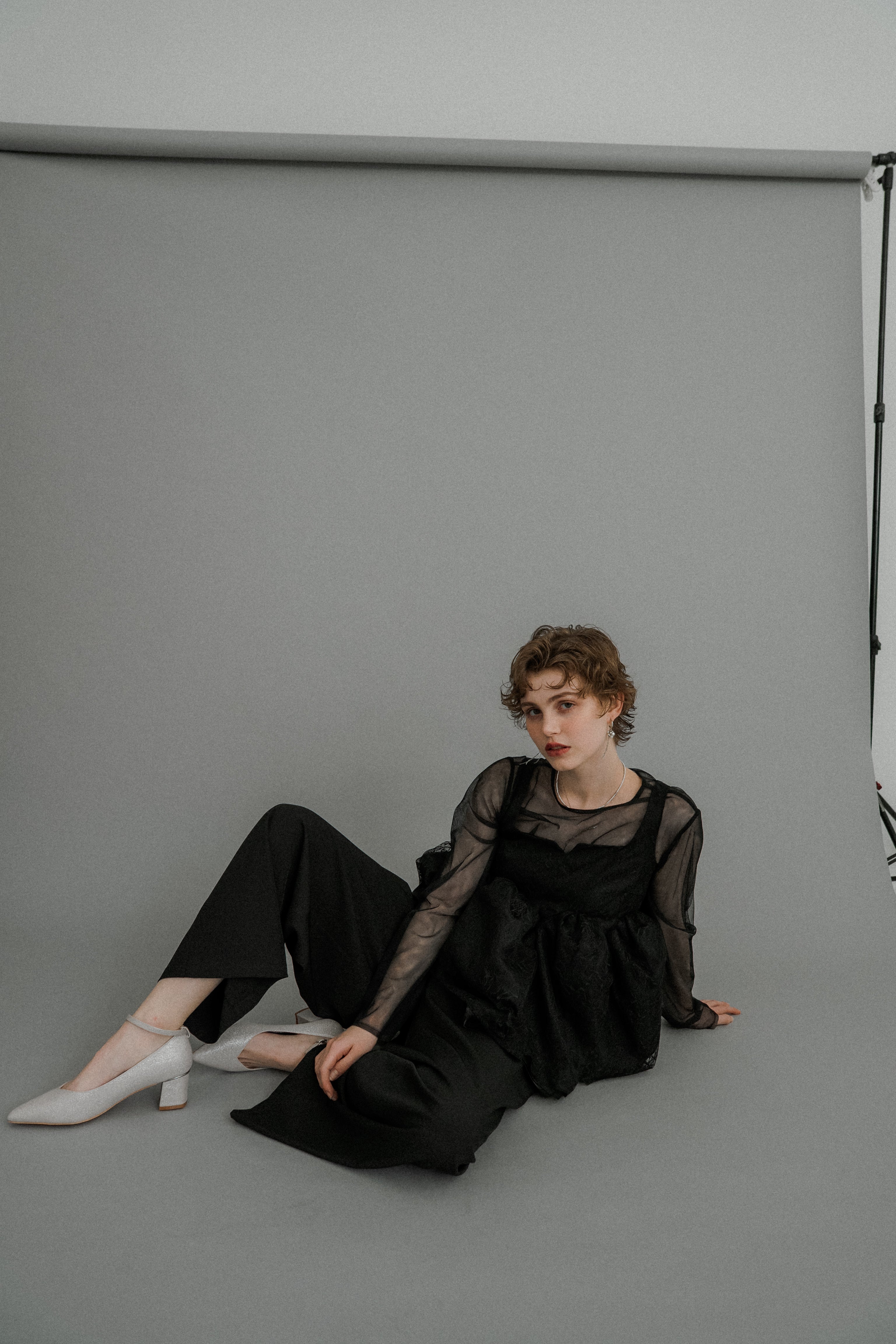 1039 Sheer Peplum Overlay Top＆Pants