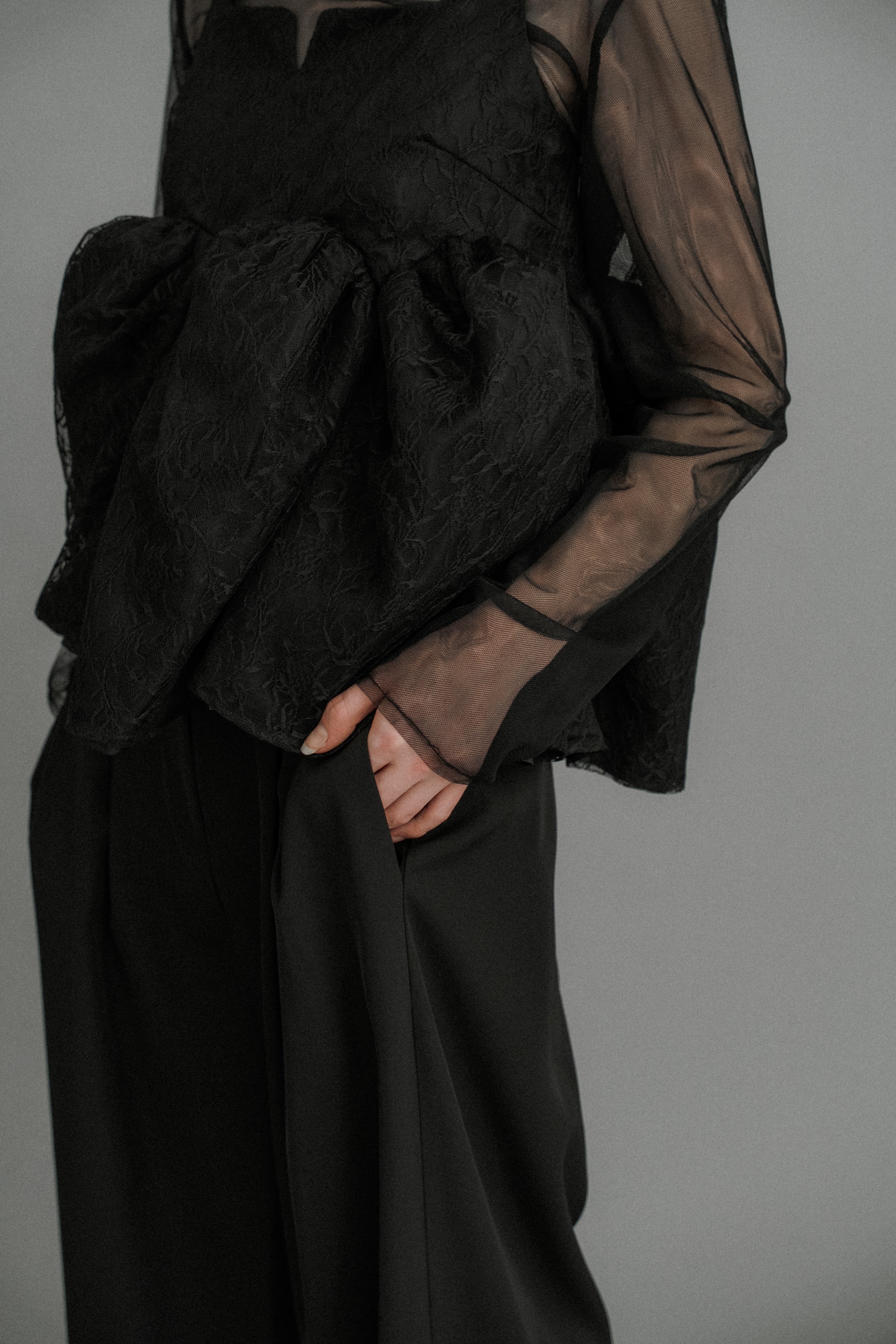 et.UNiVER │1039 Sheer Peplum Overlay Top＆Pants – et.UNiVER