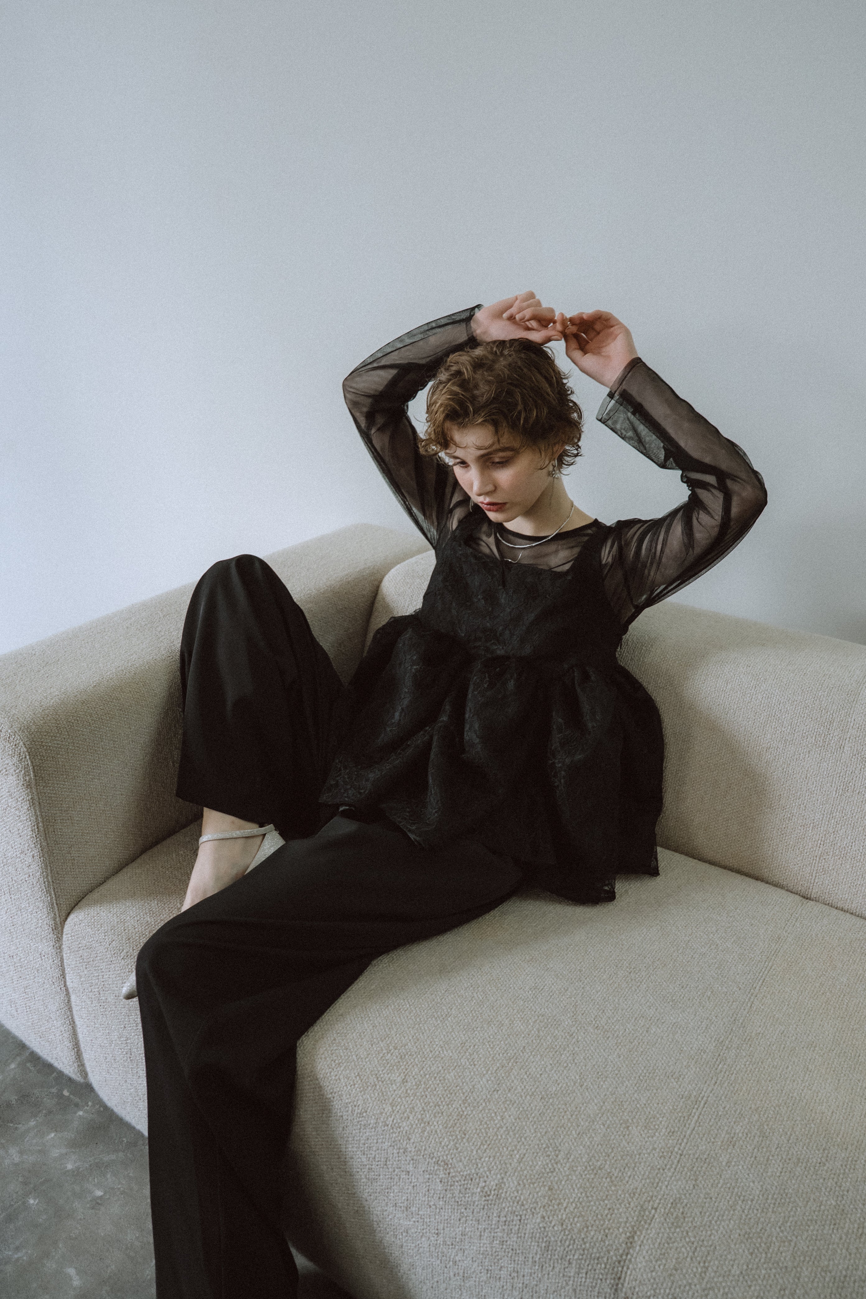 1039 Sheer Peplum Overlay Top＆Pants