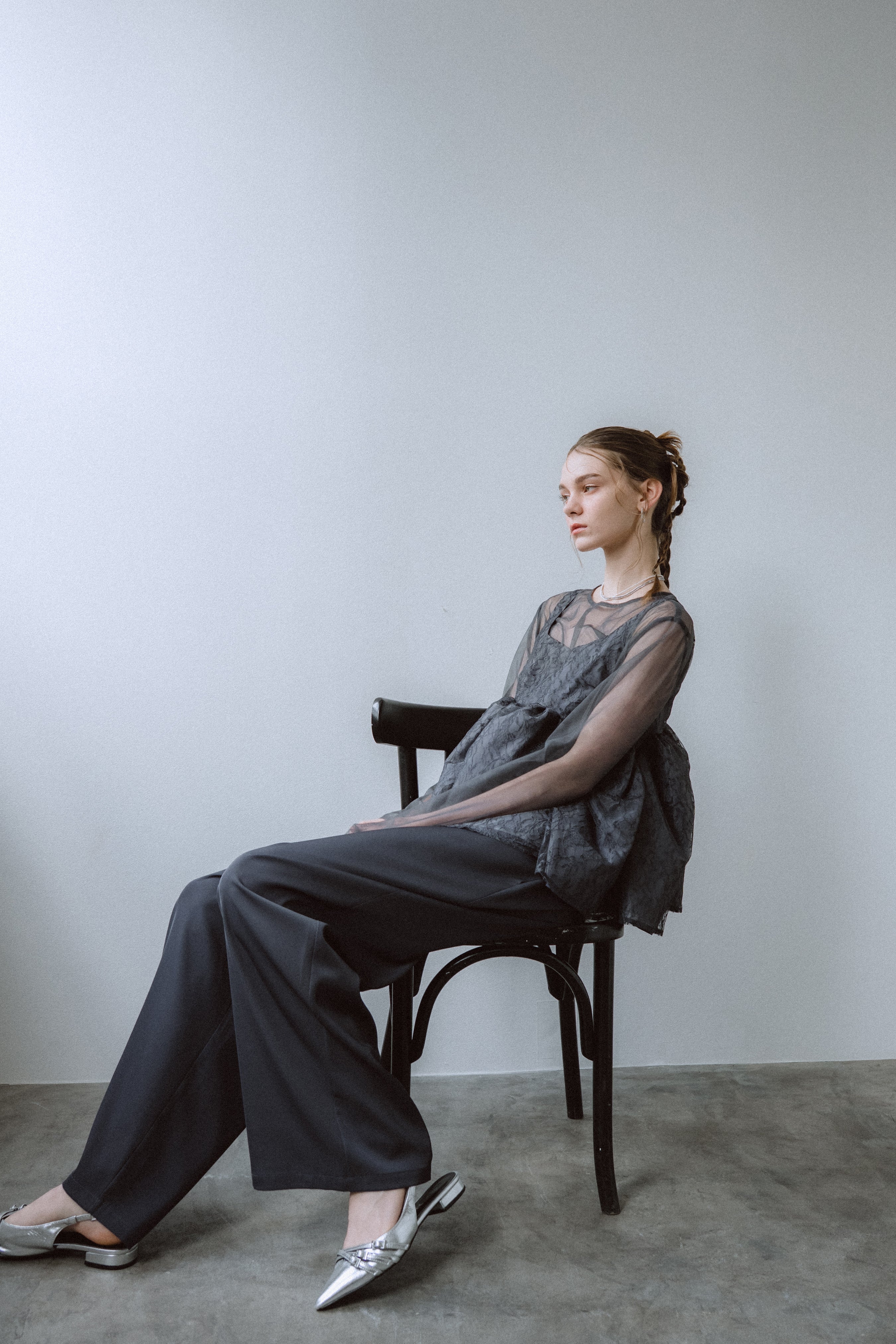 1039 Sheer Peplum Overlay Top＆Pants