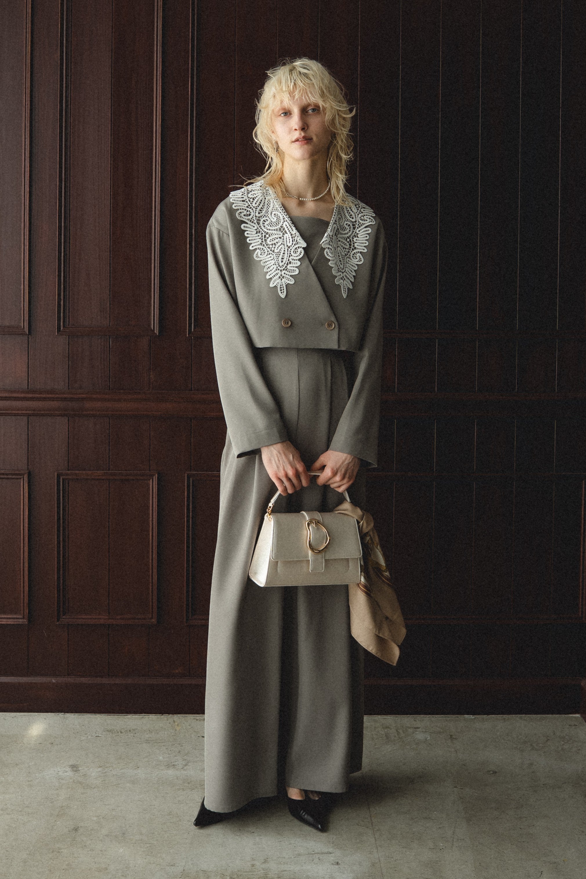 952 Irregular motif bag