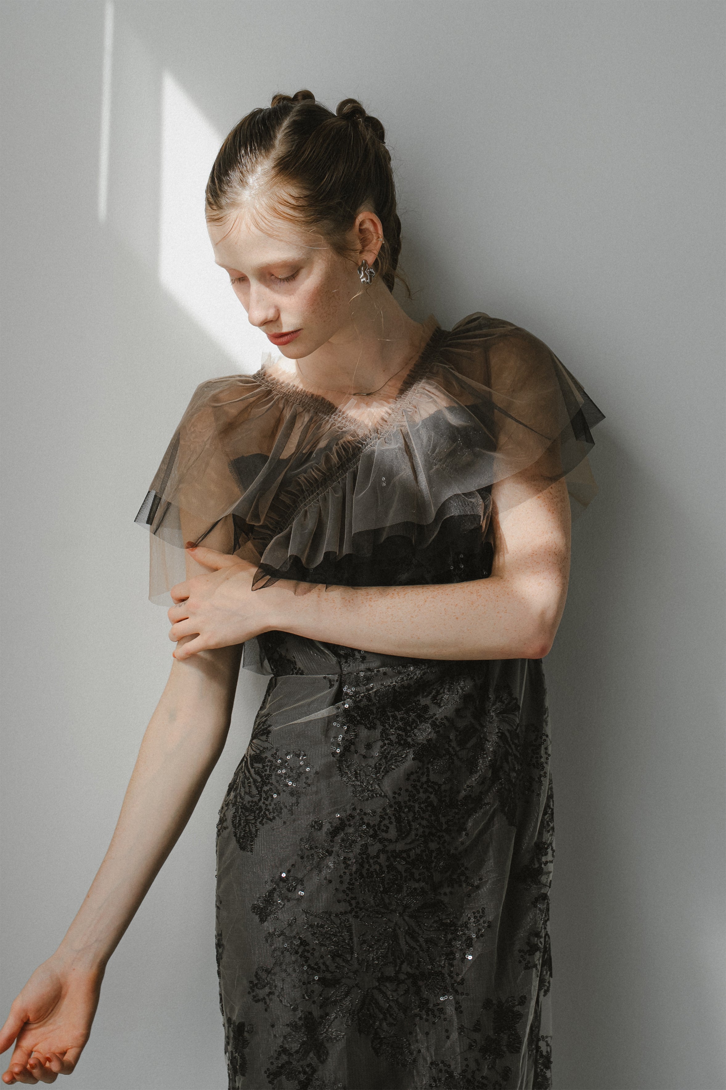 et.UNiVER │1031 Layered tulle dress – et.UNiVER │ 公式オンライン