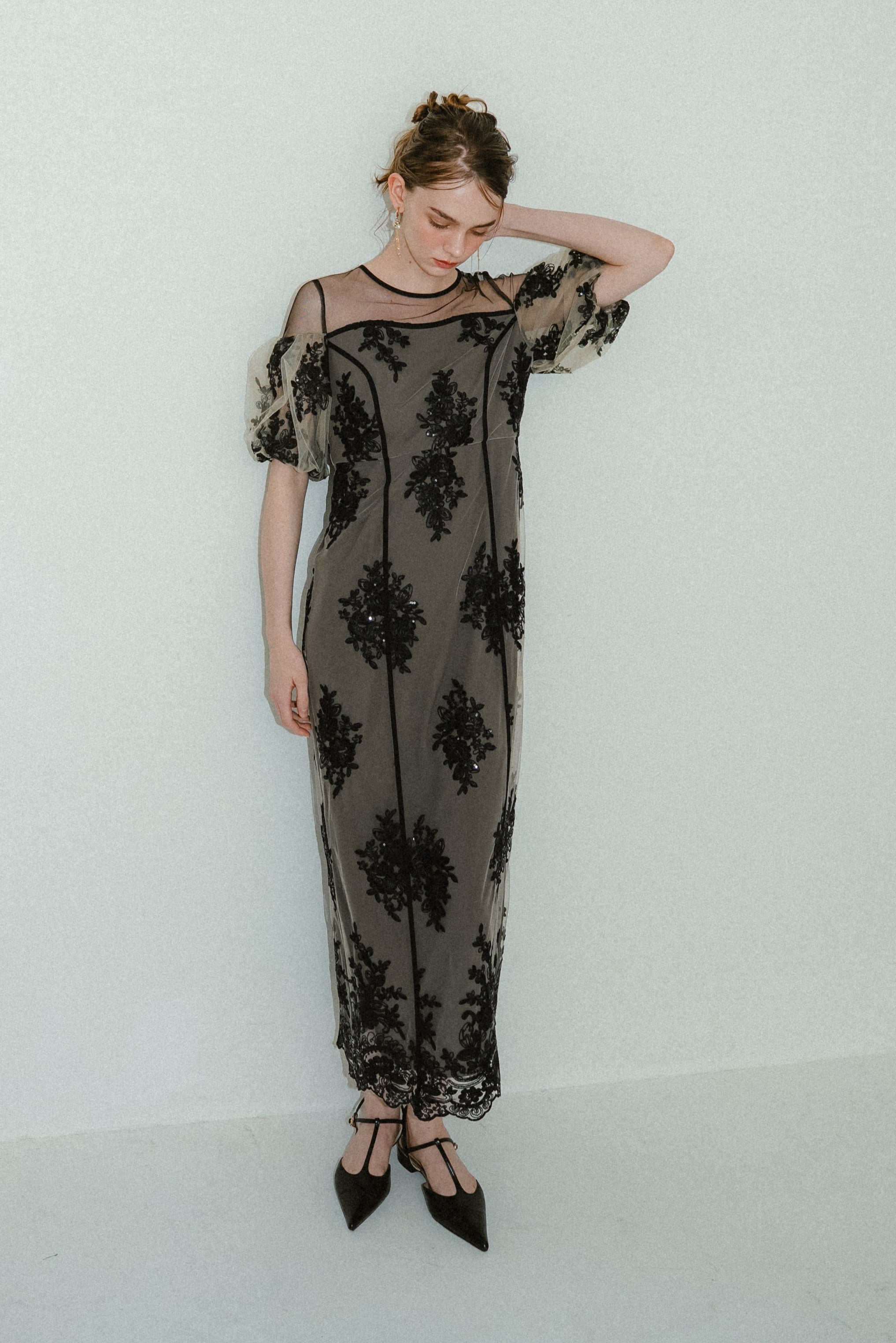 et.UNiVER │1044 Embroidered sheer dress – et.UNiVER │ 公式