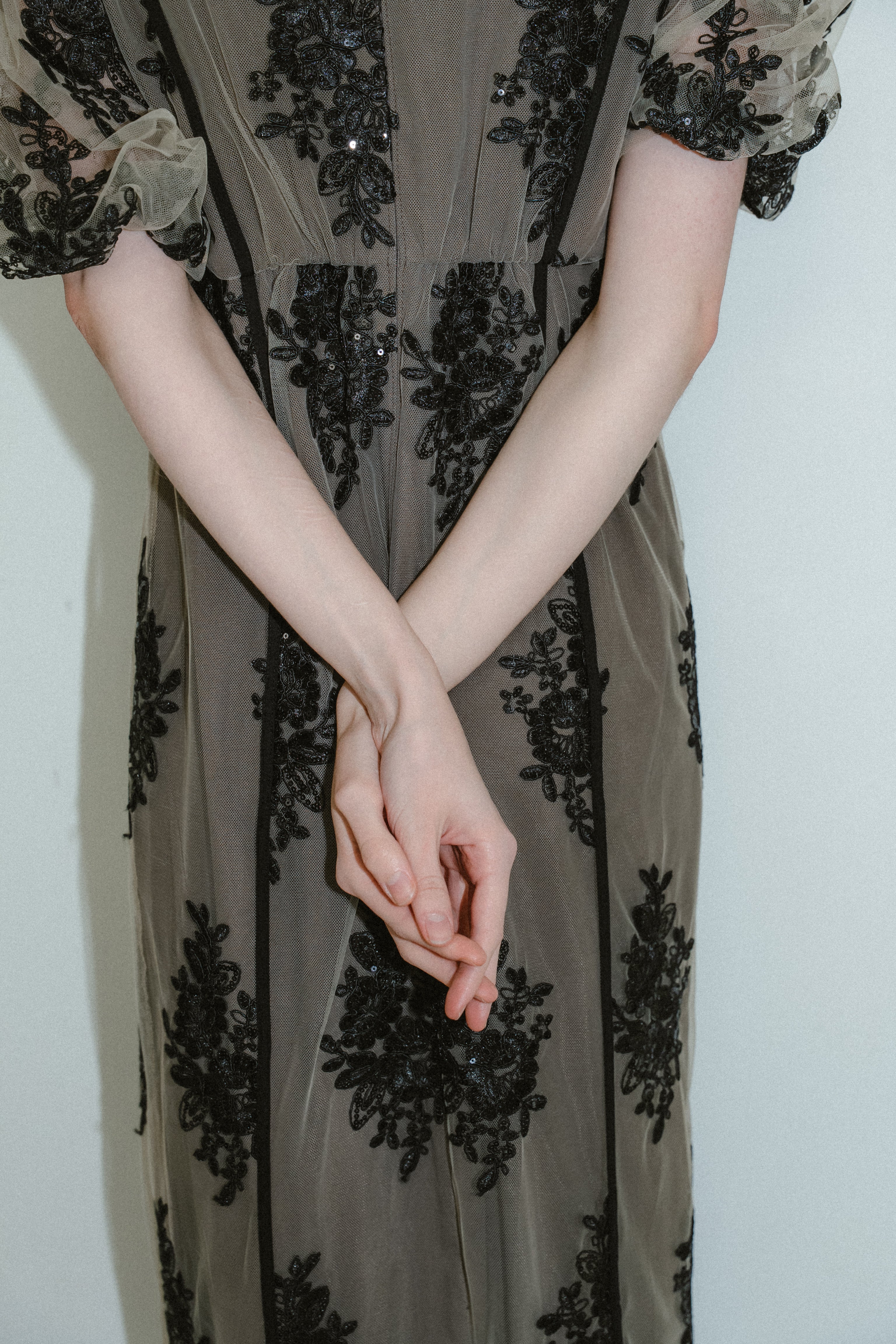 et.UNiVER │1044 Embroidered sheer dress – et.UNiVER │ 公式