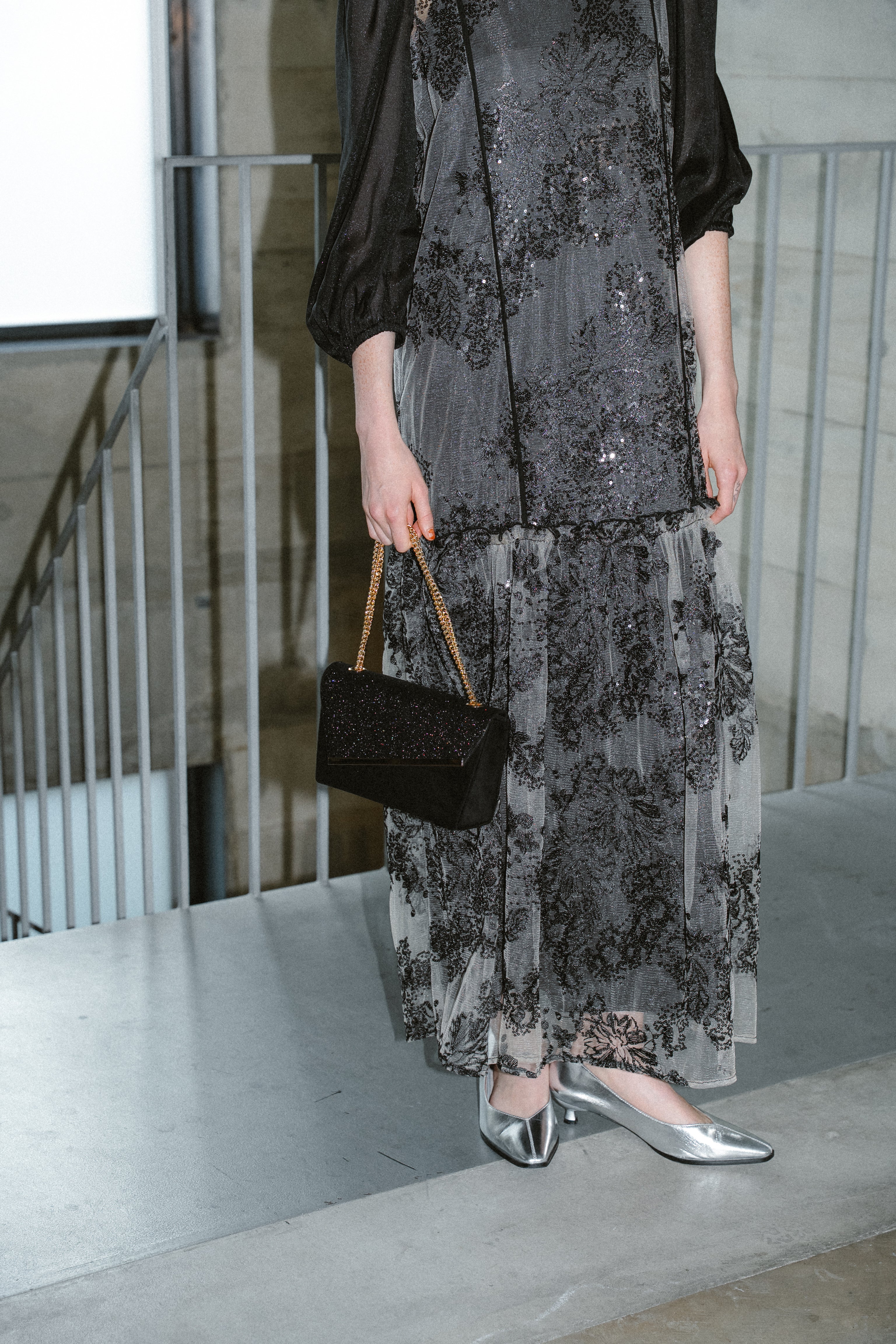 1036 Detachable sleeve dress