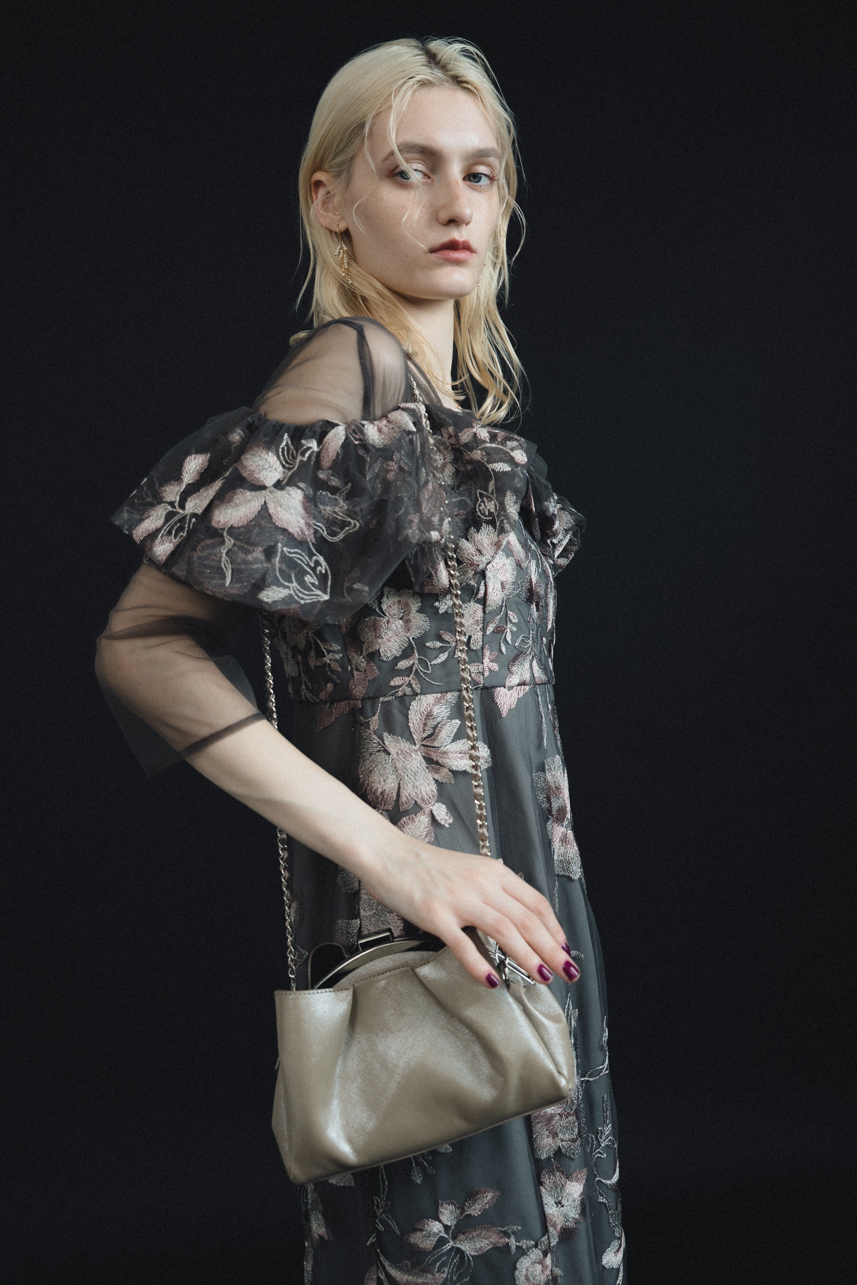 1053 Drape Bag