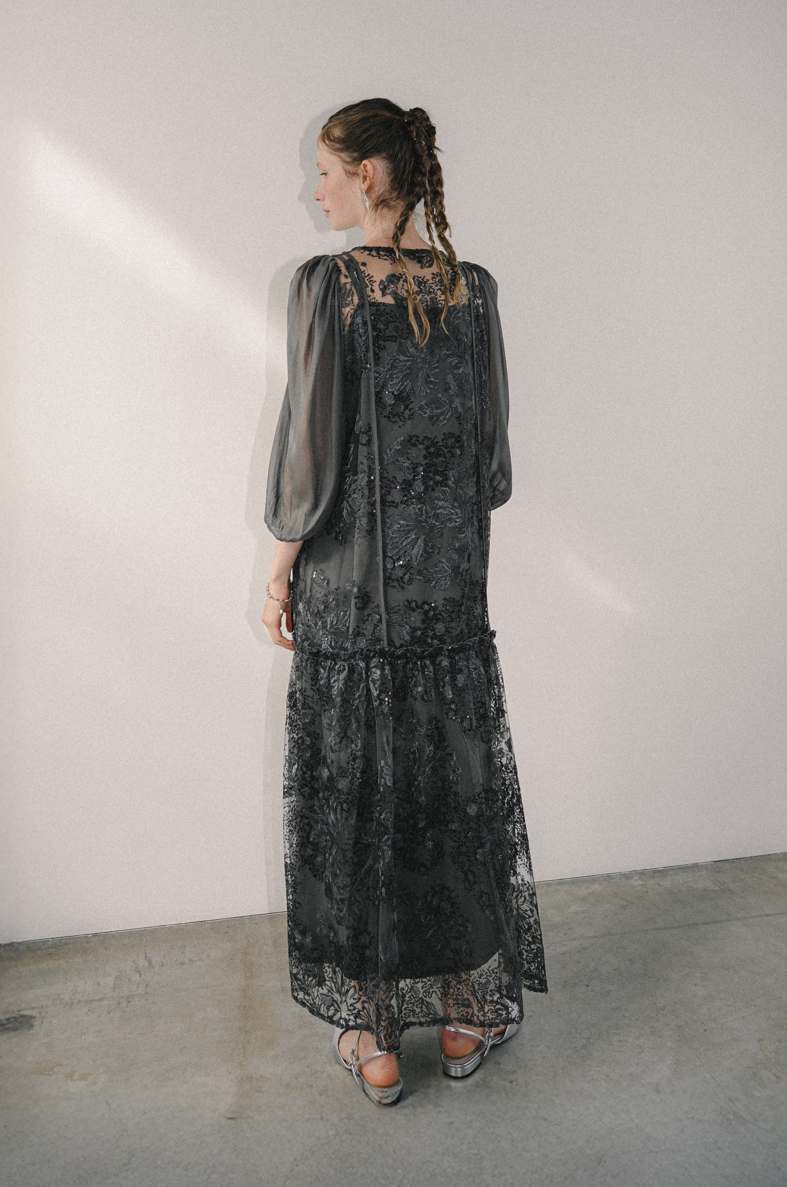 1036 Detachable sleeve dress