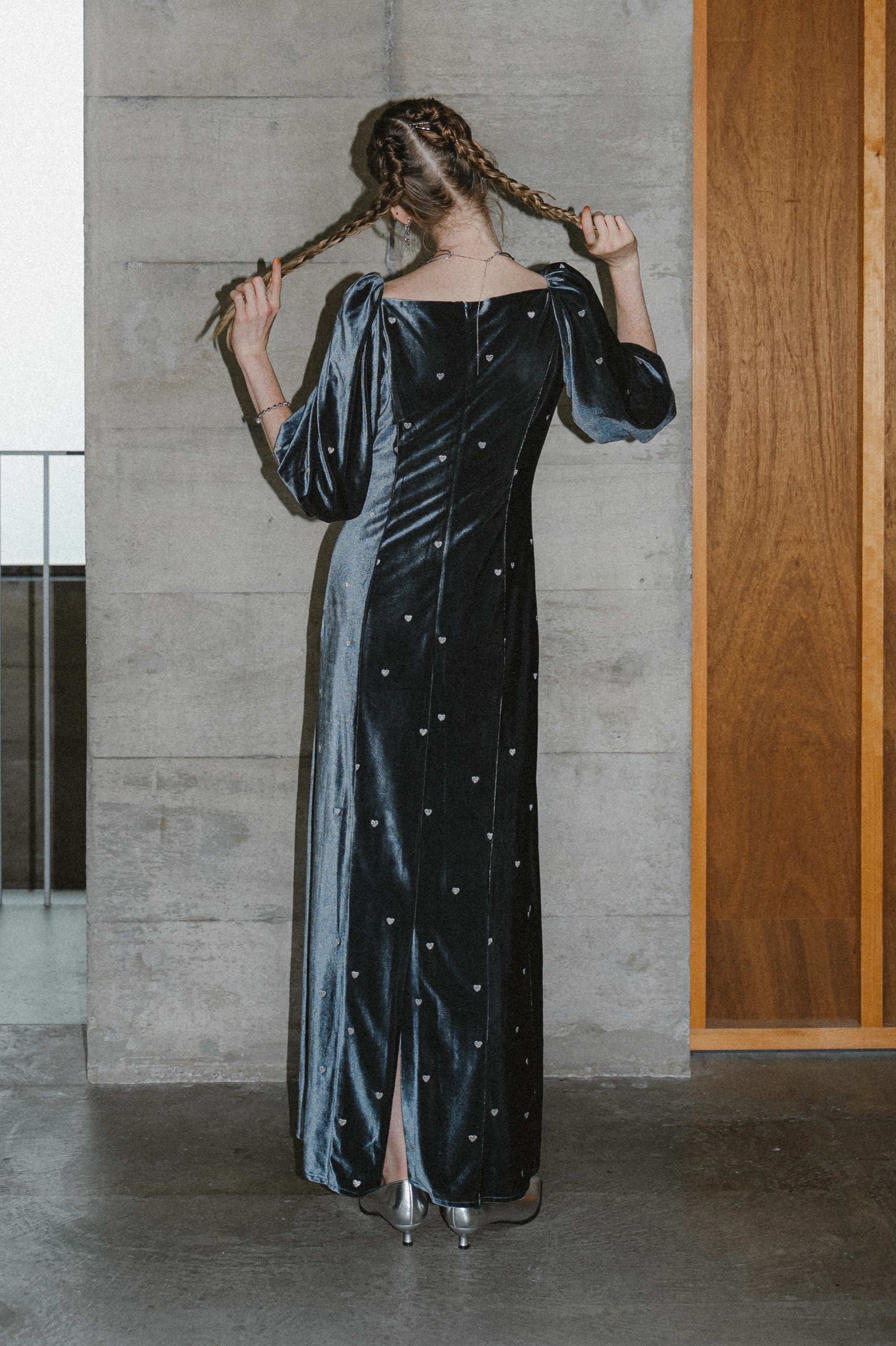 1035 Sweetheart velour dress