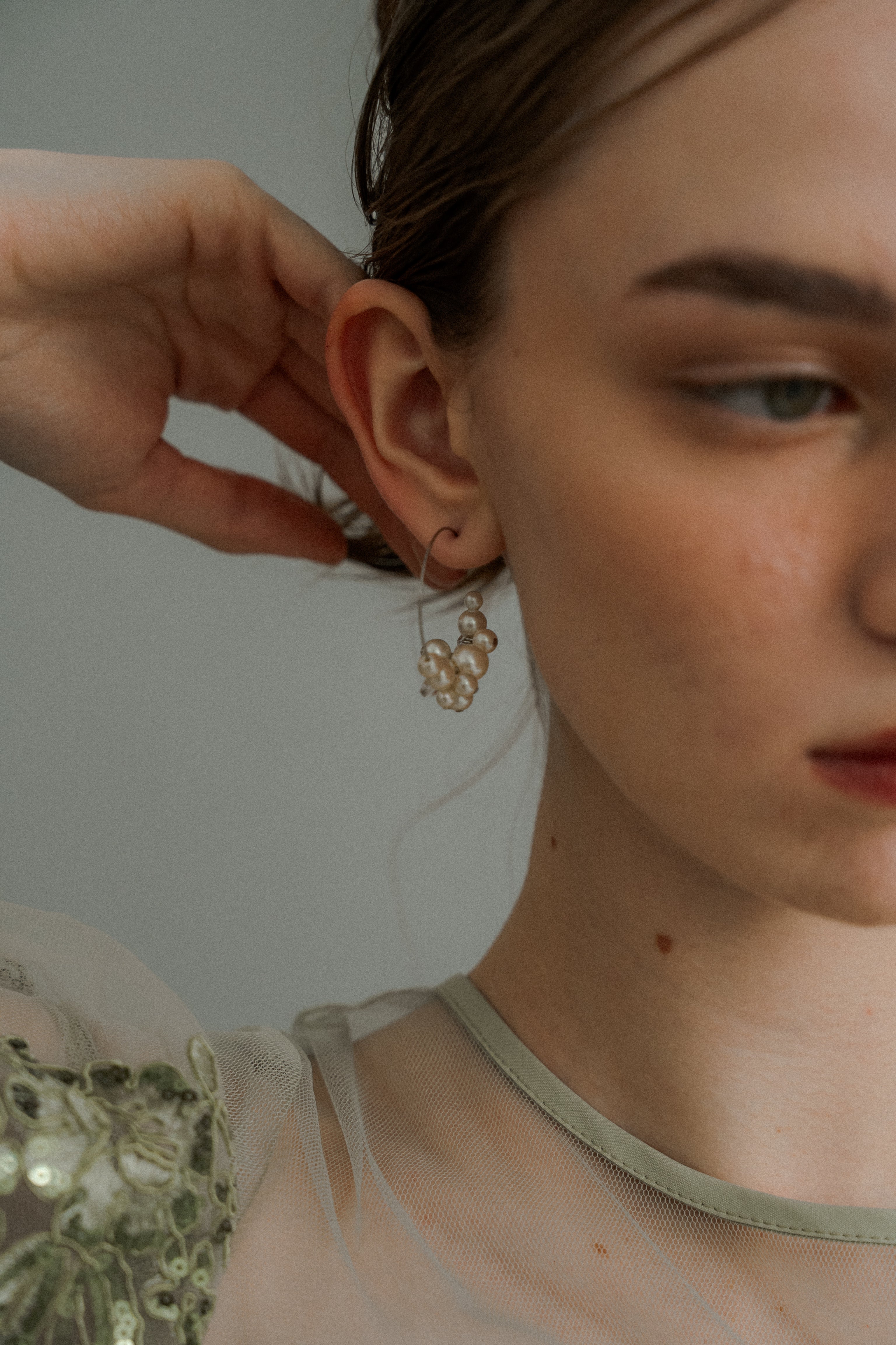 1073 Pearl cluster hoop pias
