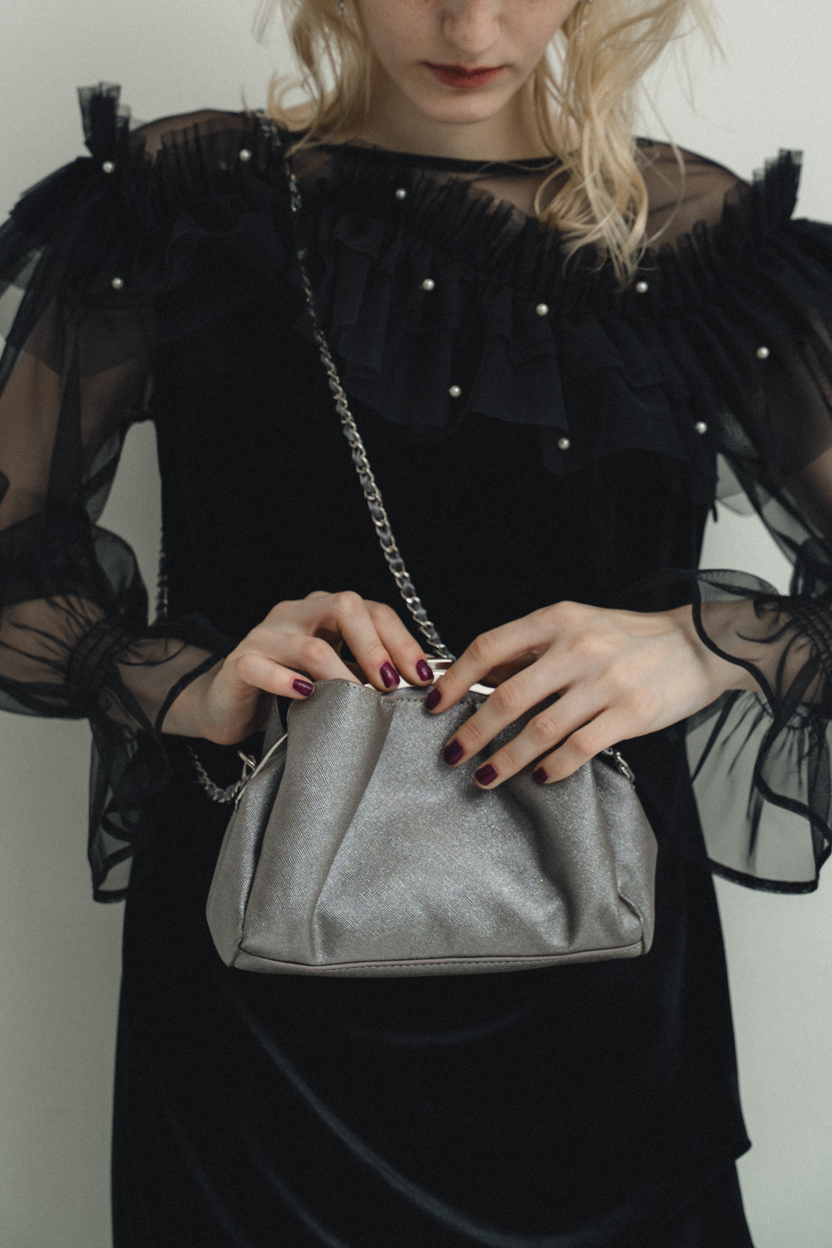1053 Drape Bag