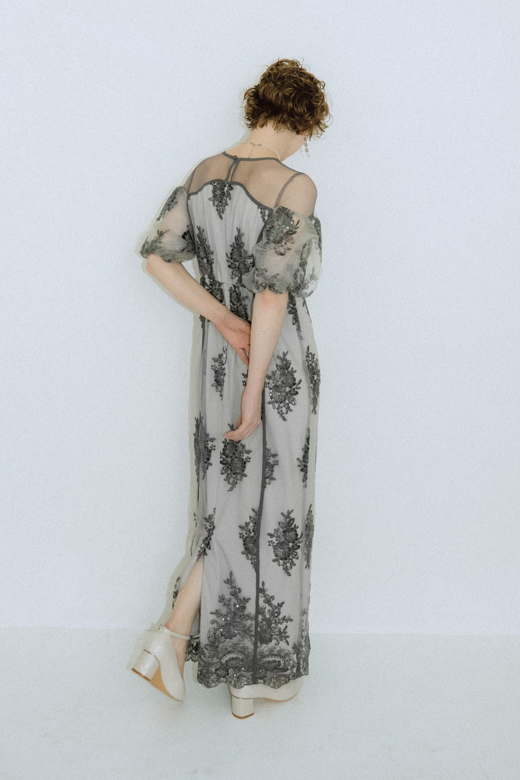 et.UNiVER │1044 Embroidered sheer dress – et.UNiVER │ 公式
