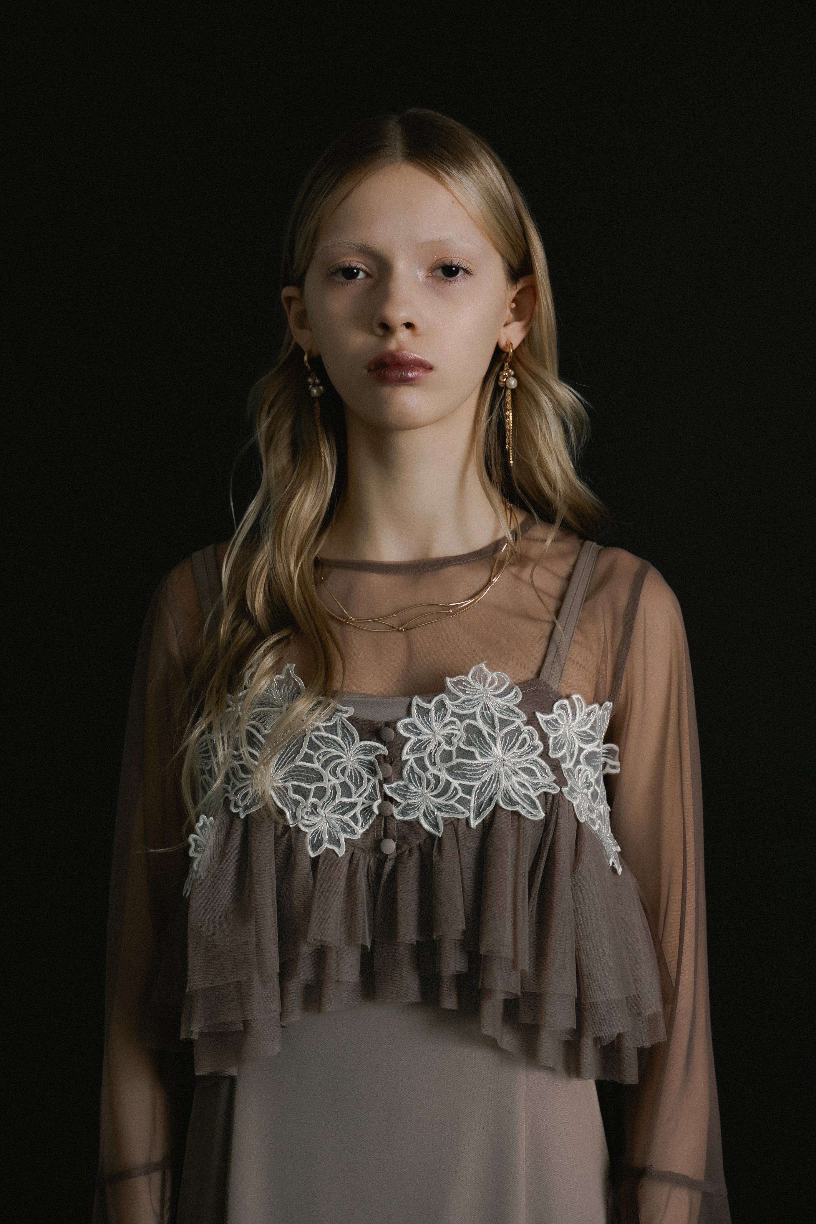 1015 Petal embroidery dress