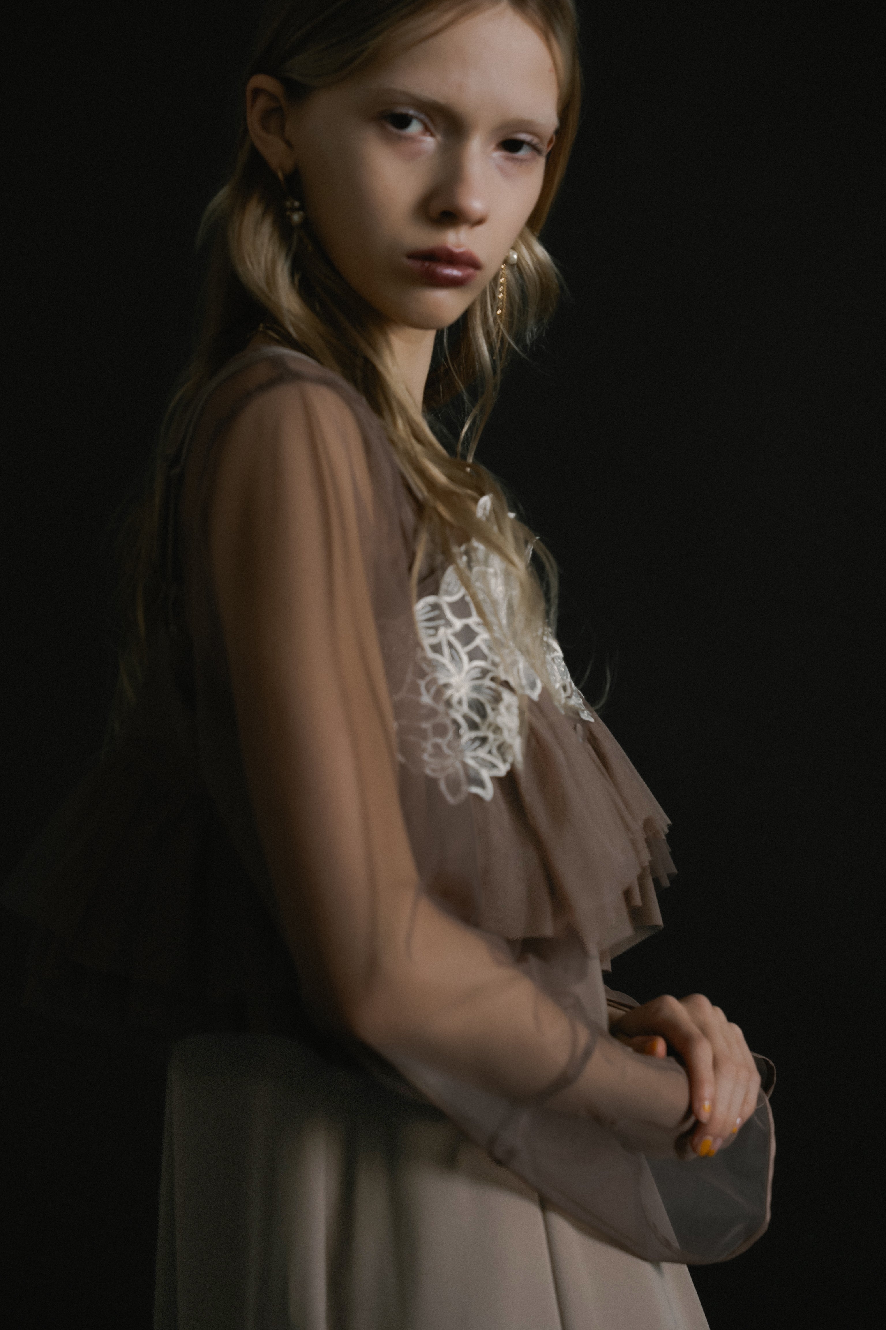 1015 Petal embroidery dress