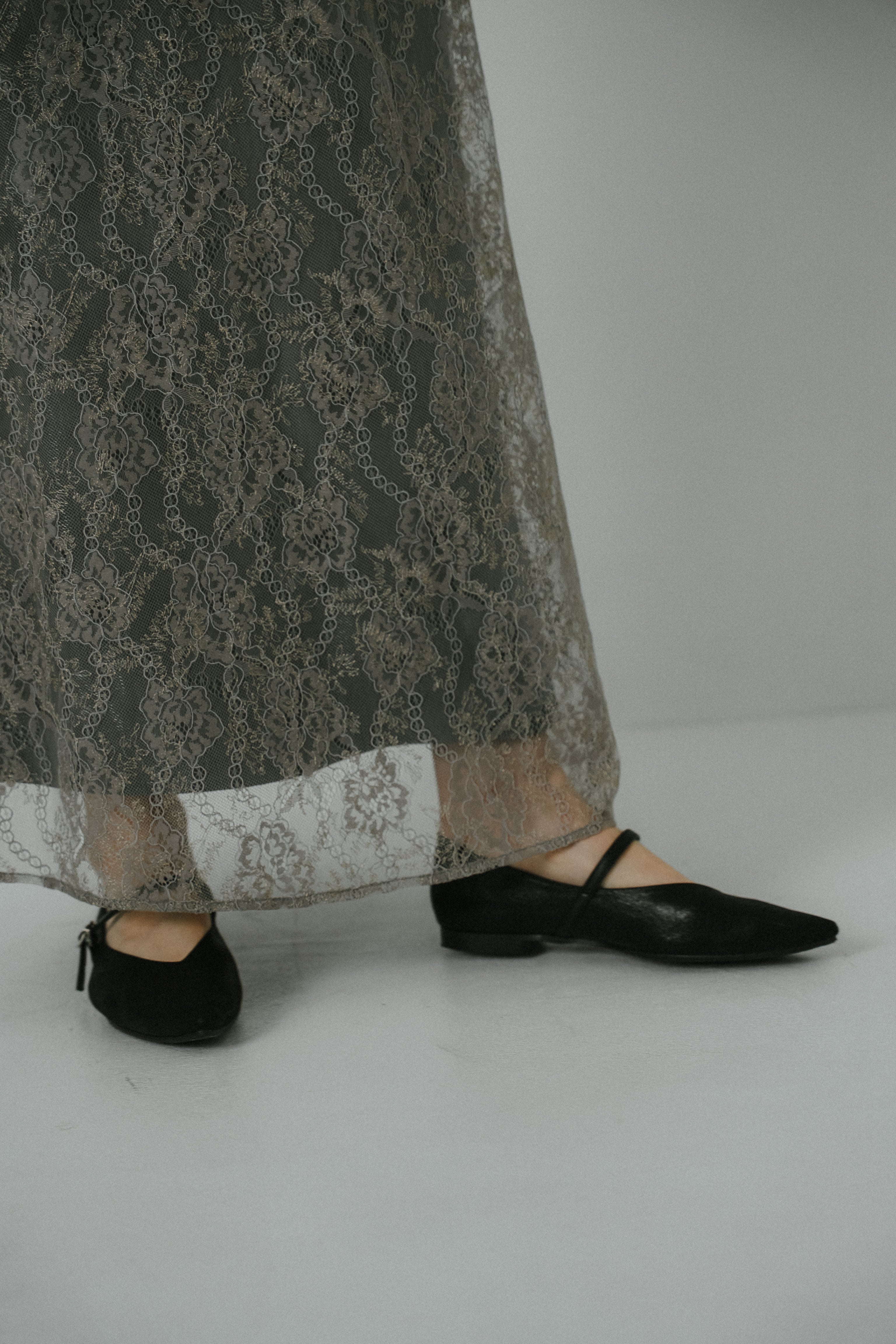 1101 Single Strap Pointed Flats
