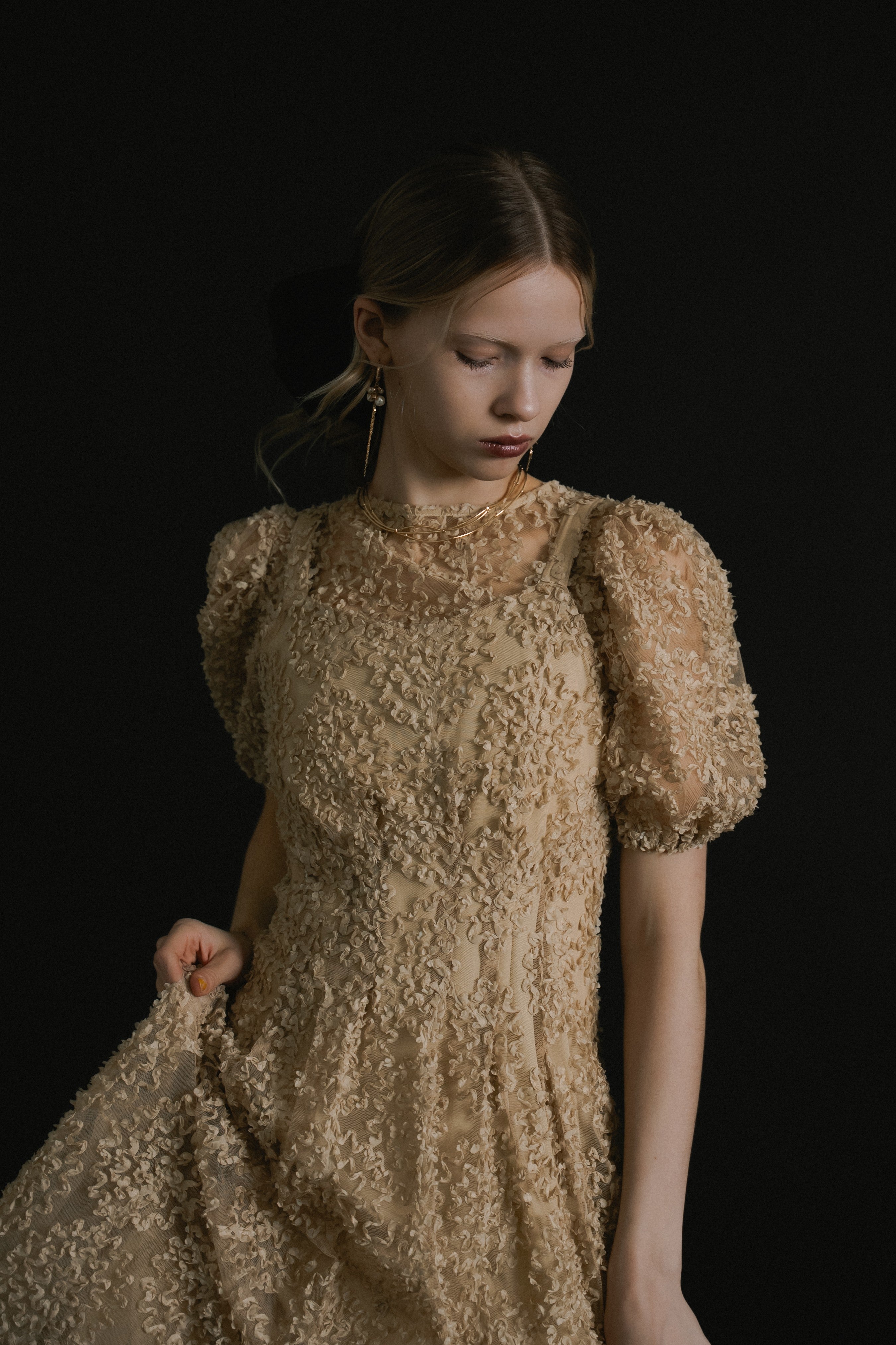 1056 Bloom noir dress