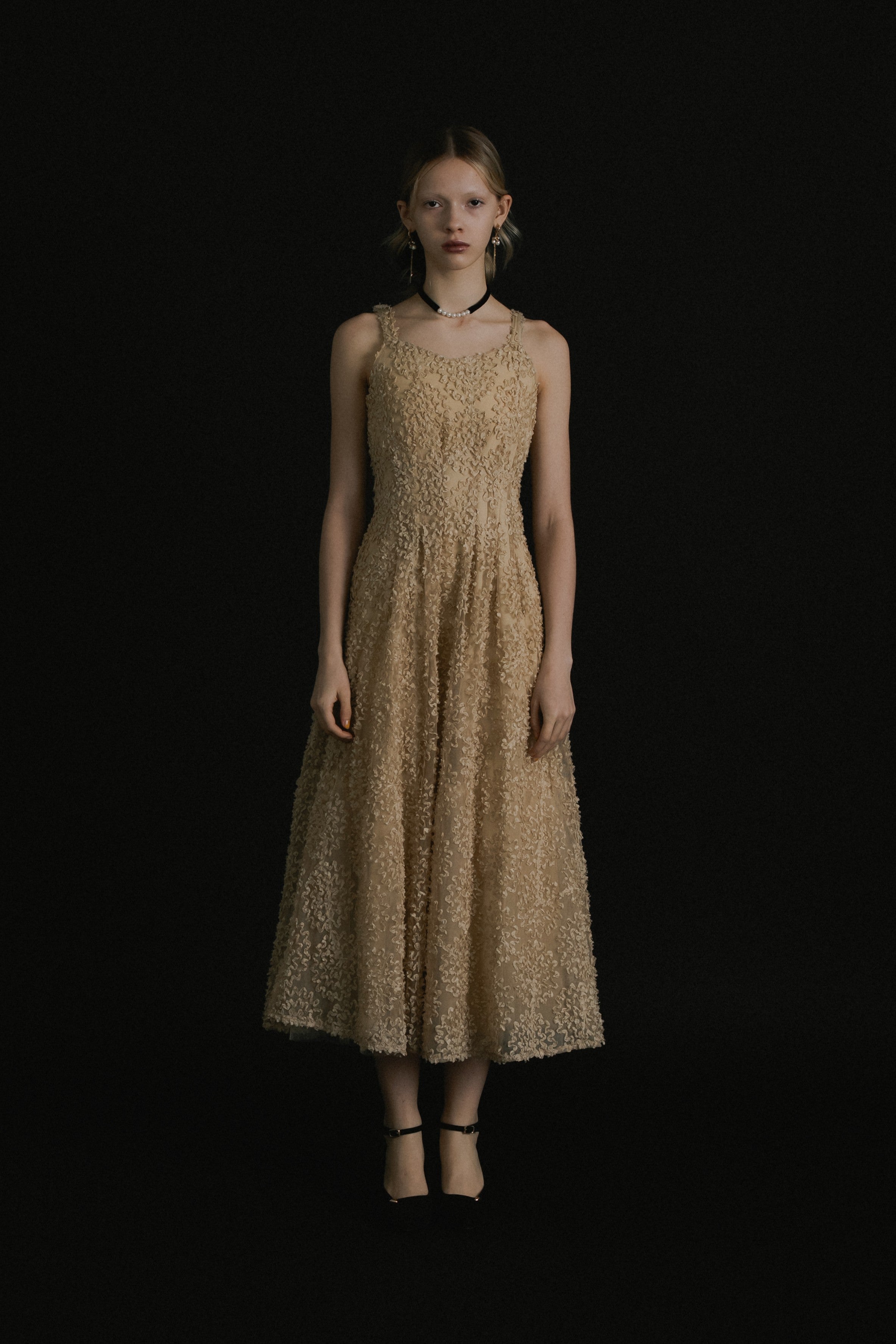 et.UNiVER │1056 Bloom noir dress – et.UNiVER │ 公式オンラインストア