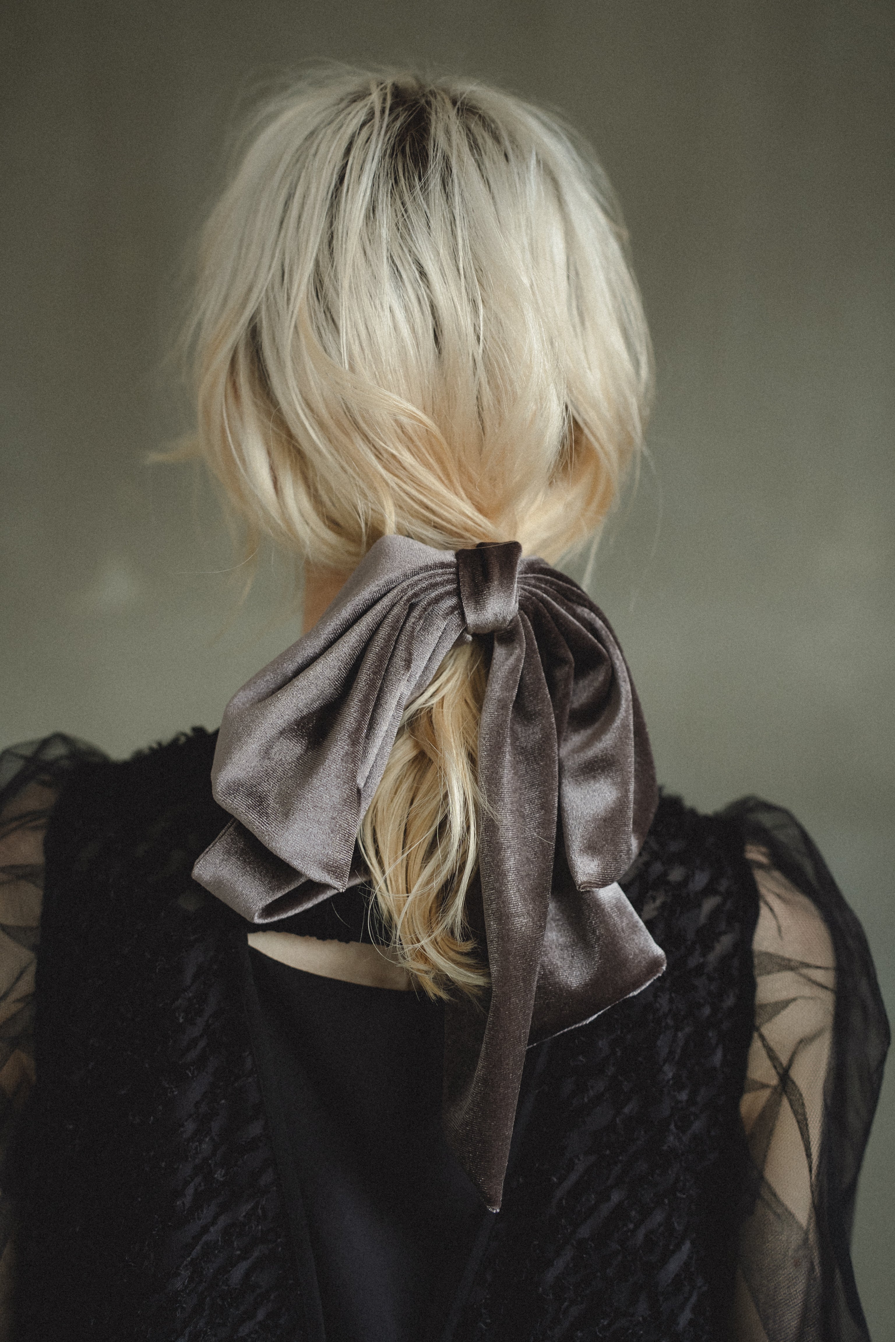 1021 Velour ribbon hair hook