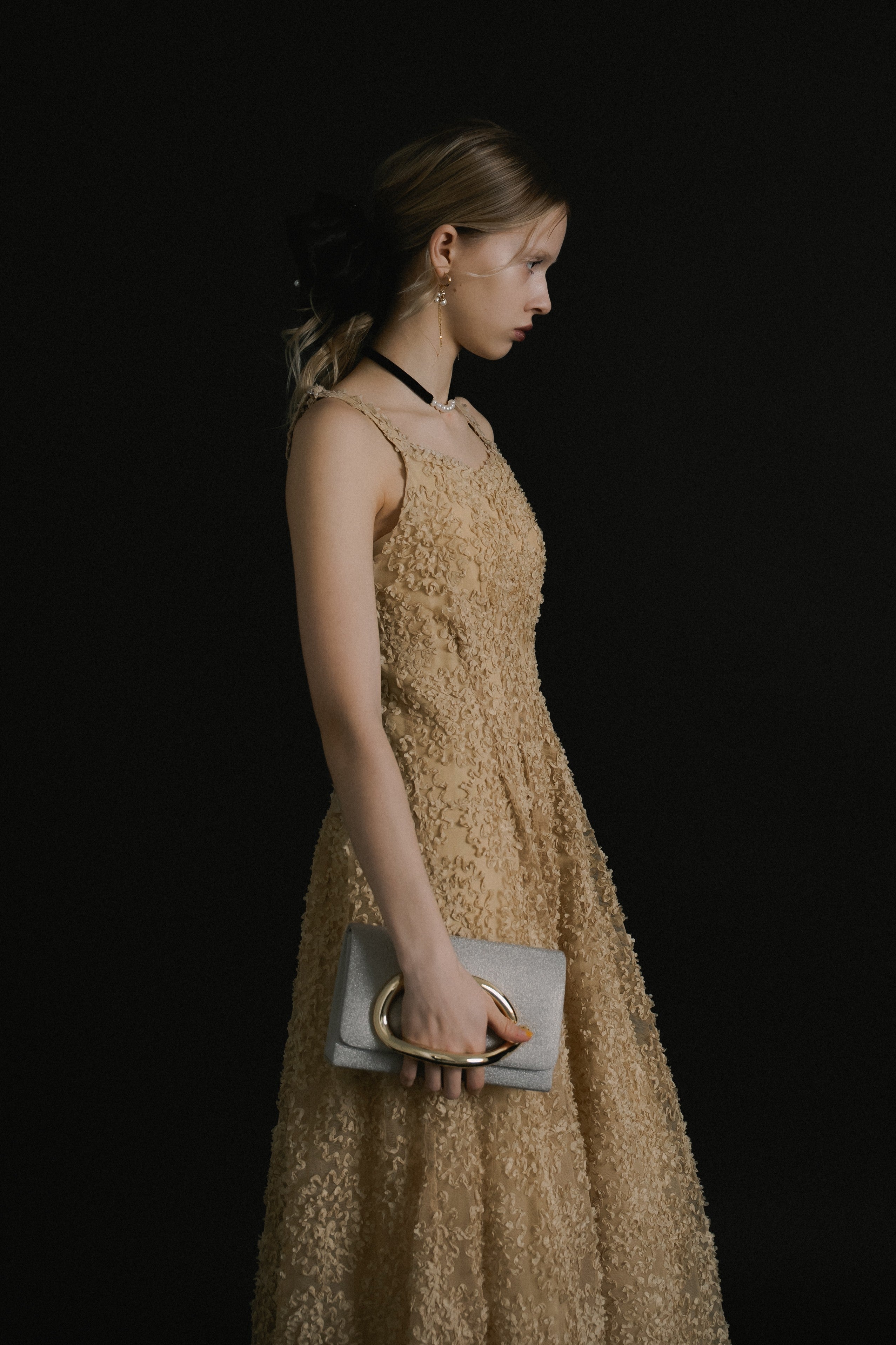 1056 Bloom noir dress
