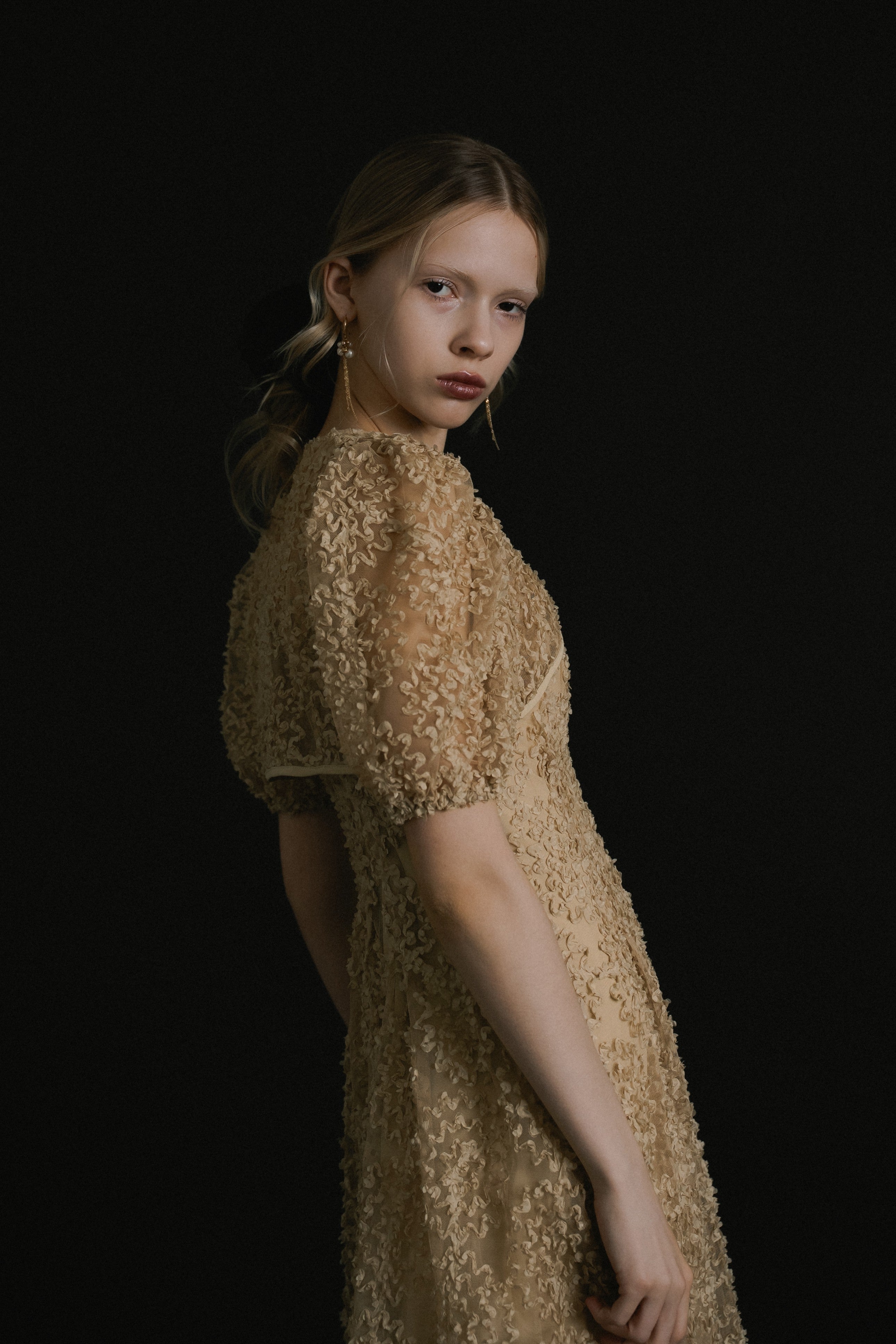 1056 Bloom noir dress