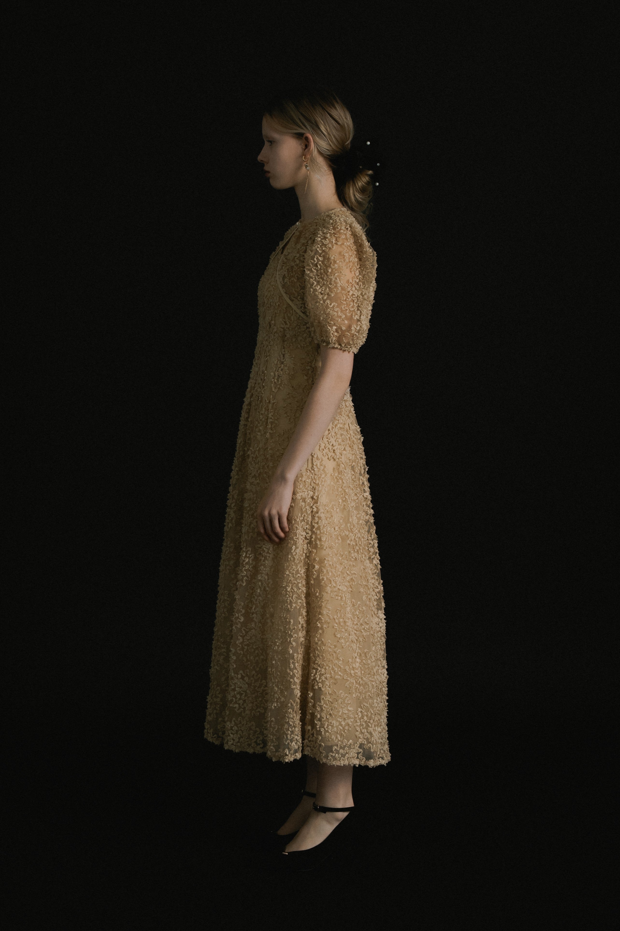 1056 Bloom noir dress