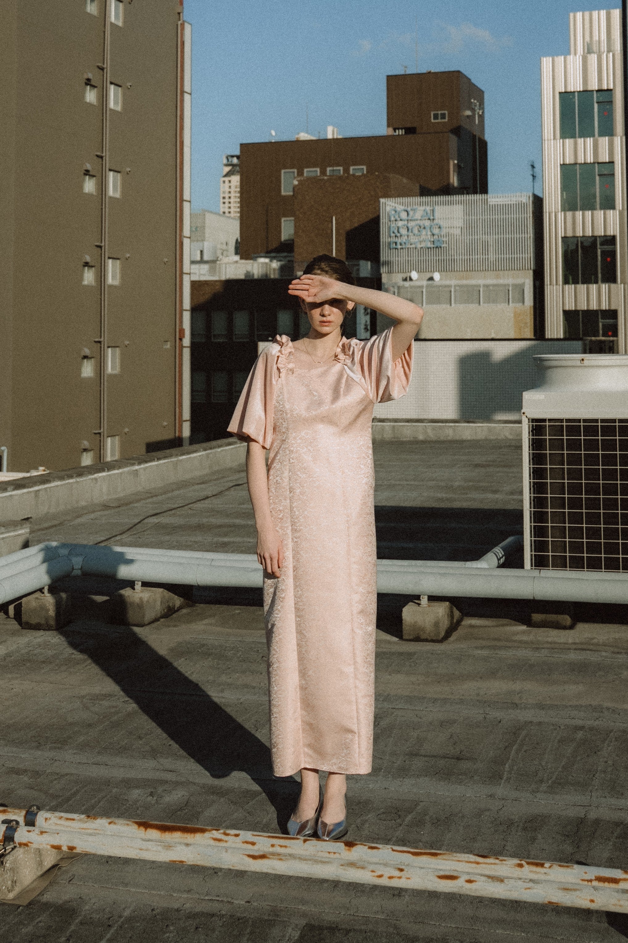 1047 Puff-sleeve Jacquard Dress