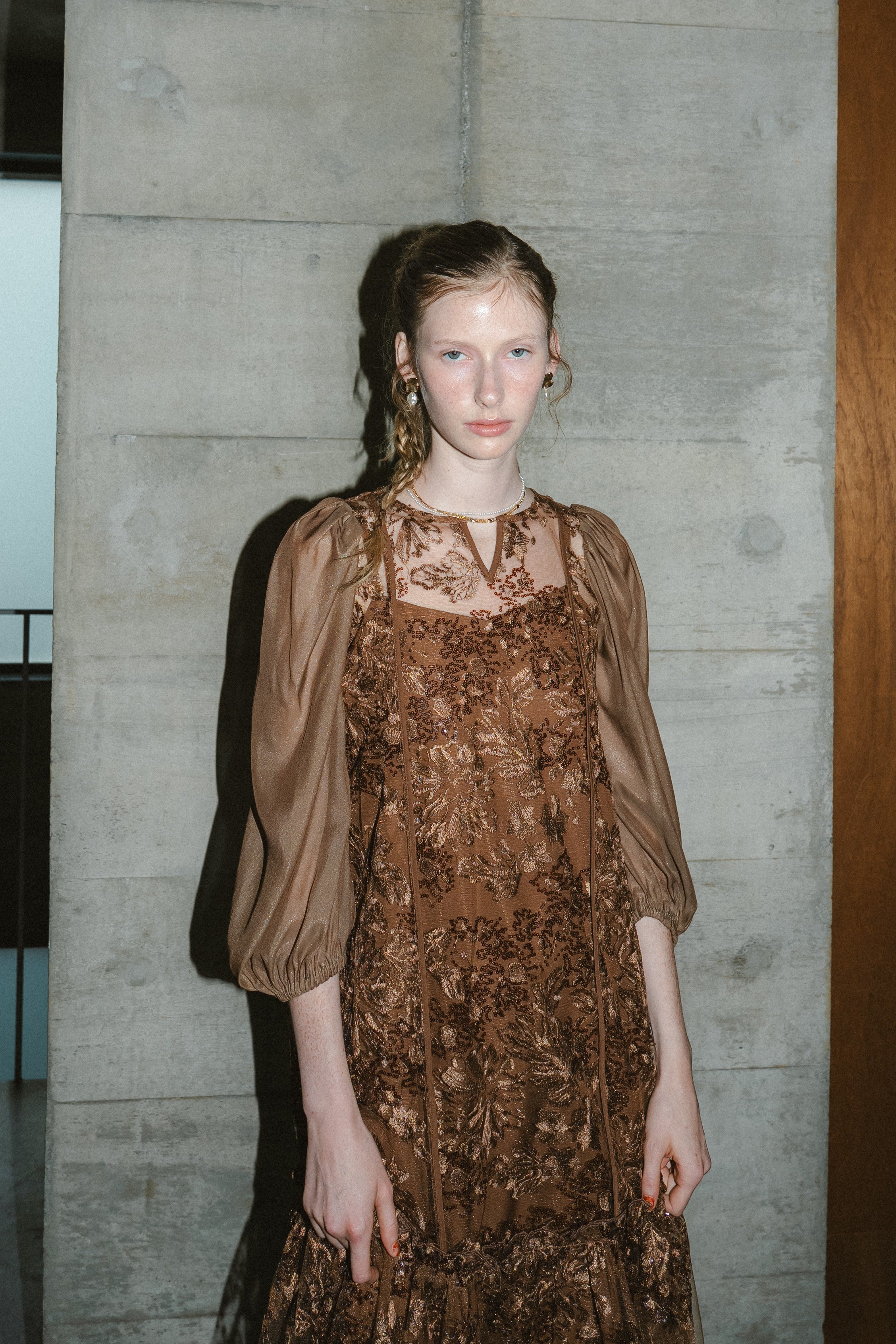 et.UNiVER │1036 Detachable sleeve dress – et.UNiVER │ 公式