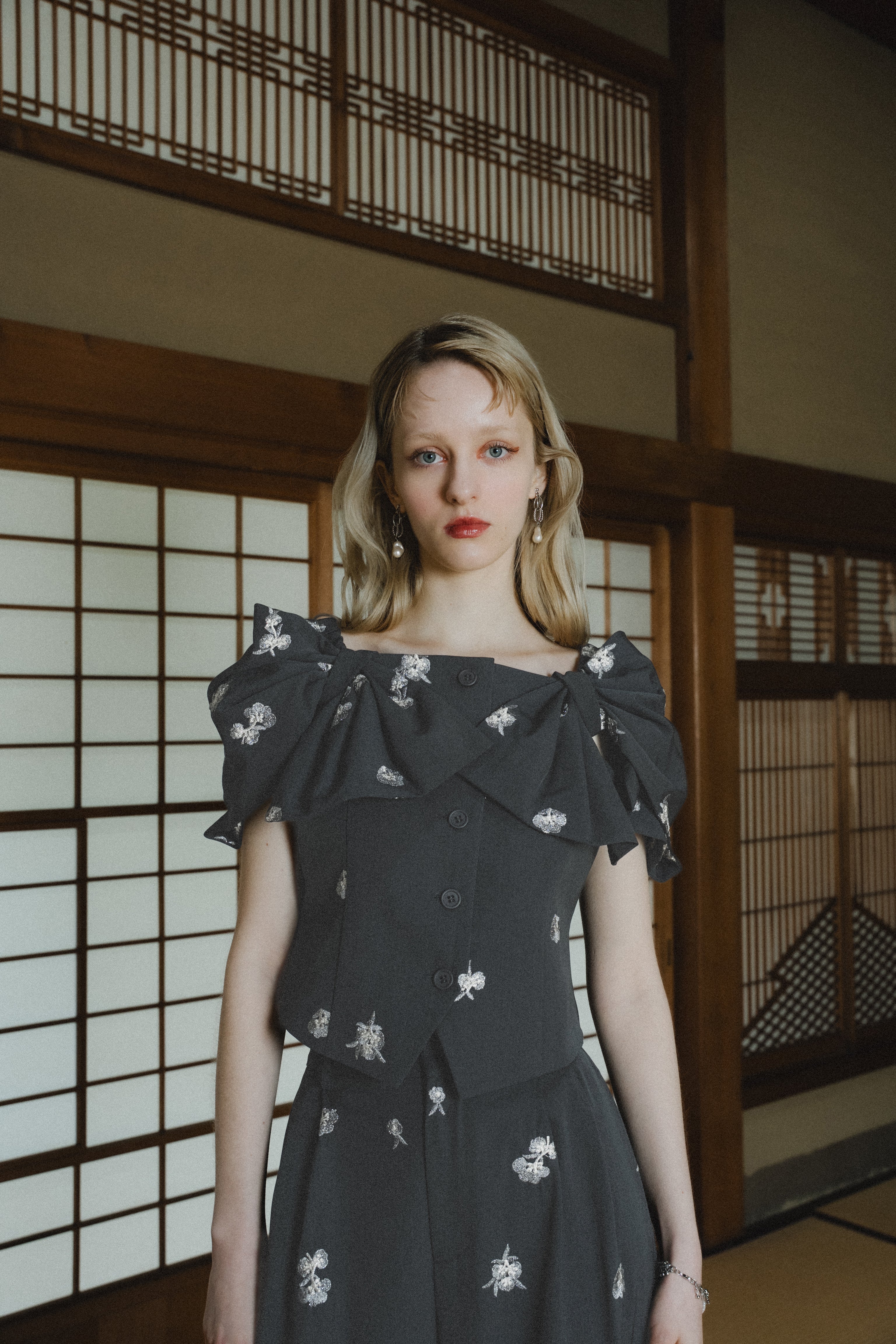 et.UNiVER │ 1111 Petal Embroidery Setup Pants Dress – et.UNiVER