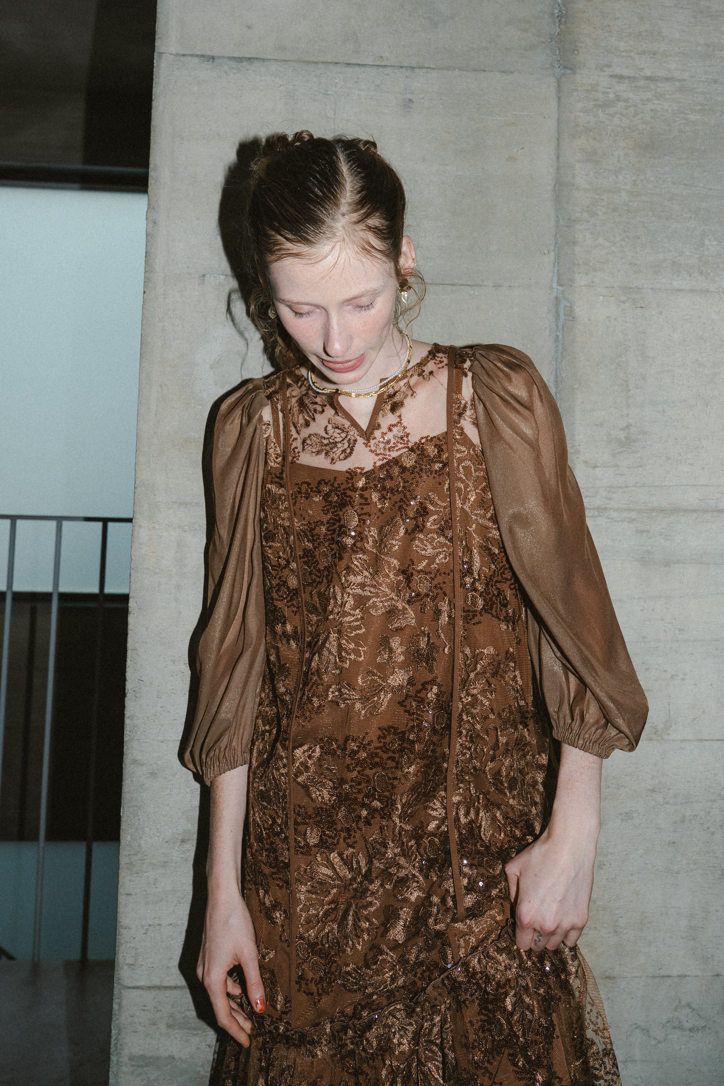 1036 Detachable sleeve dress