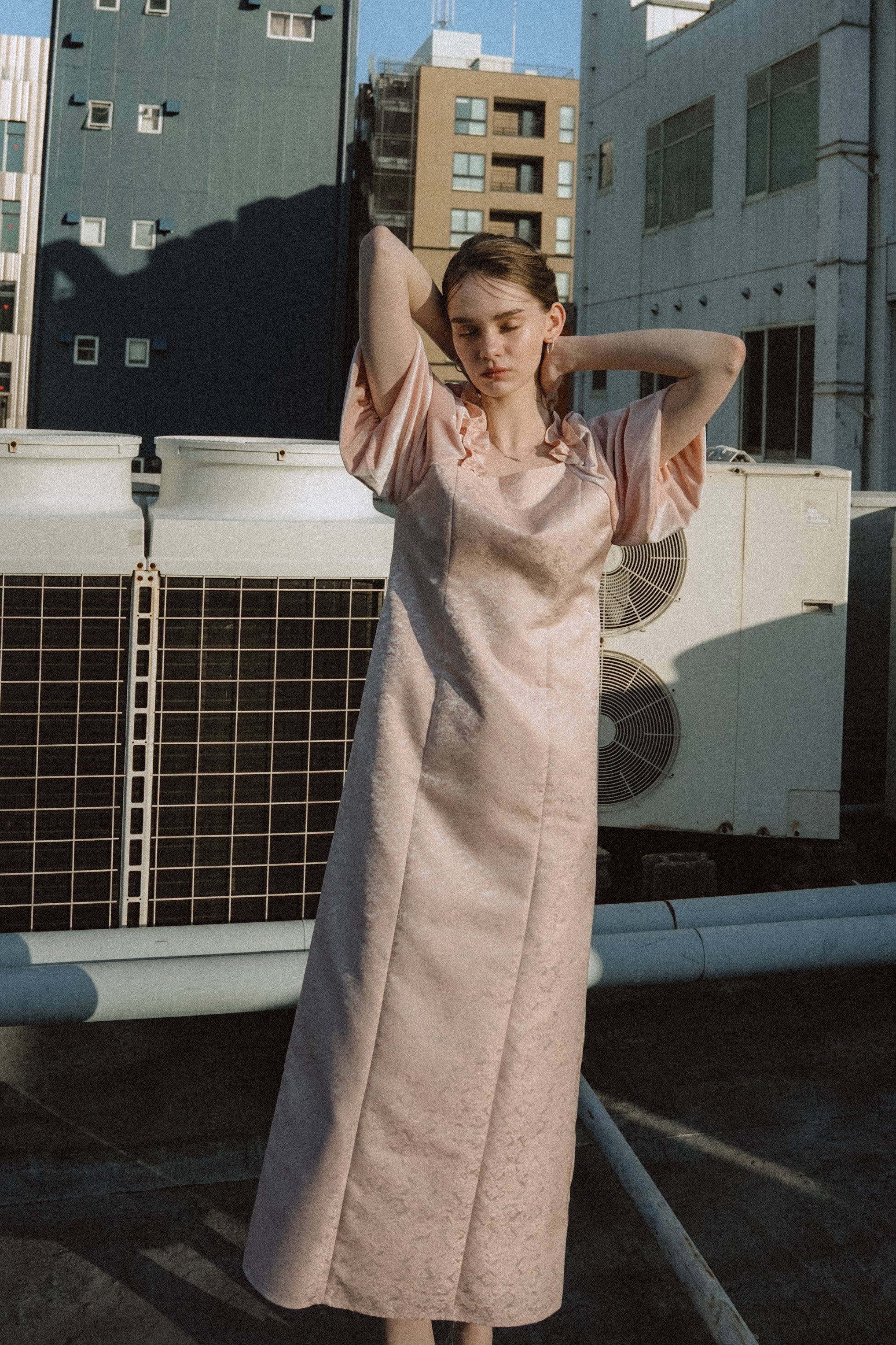 1047 Puff-sleeve Jacquard Dress