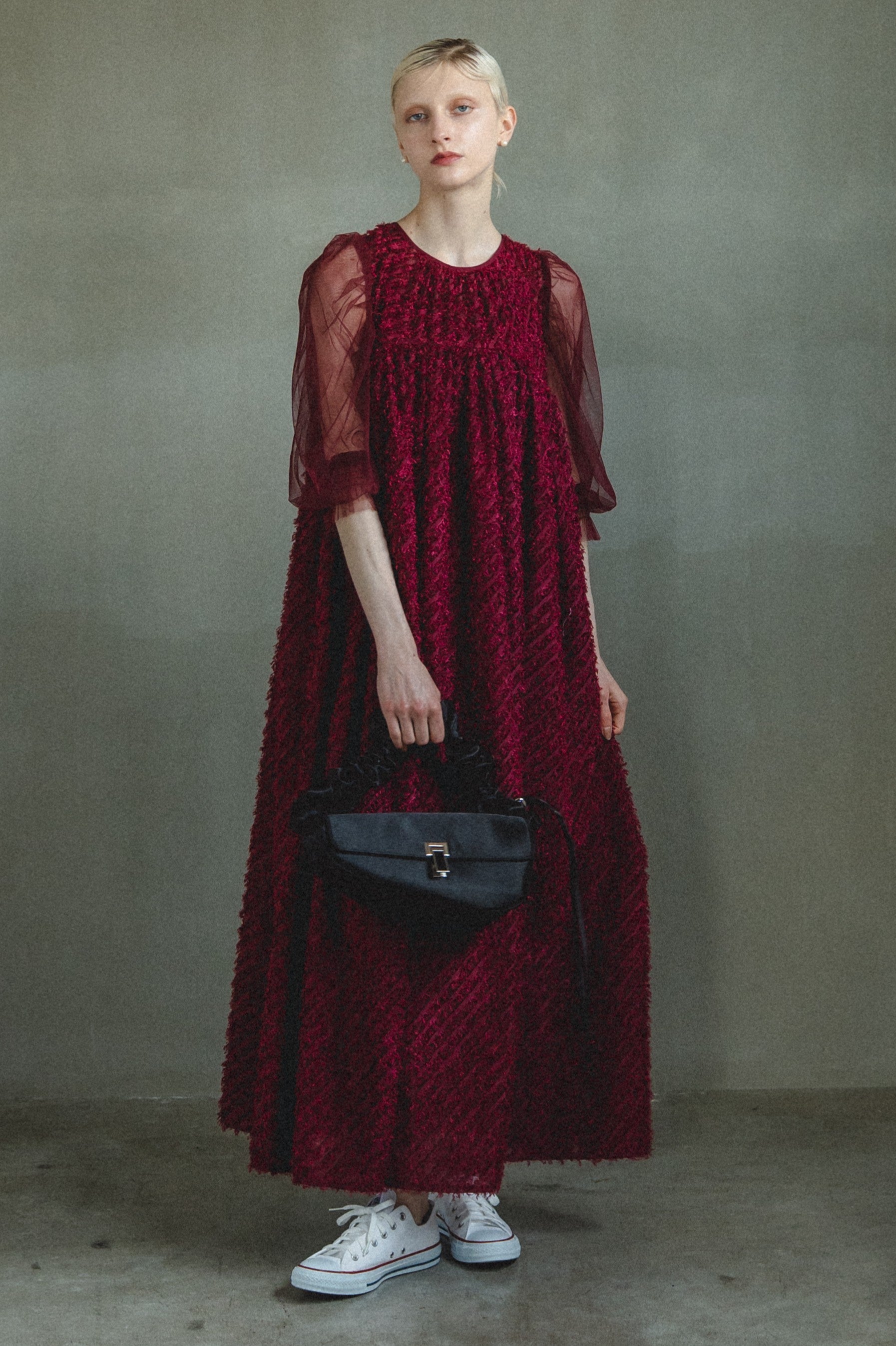 951 Frill handle clutch