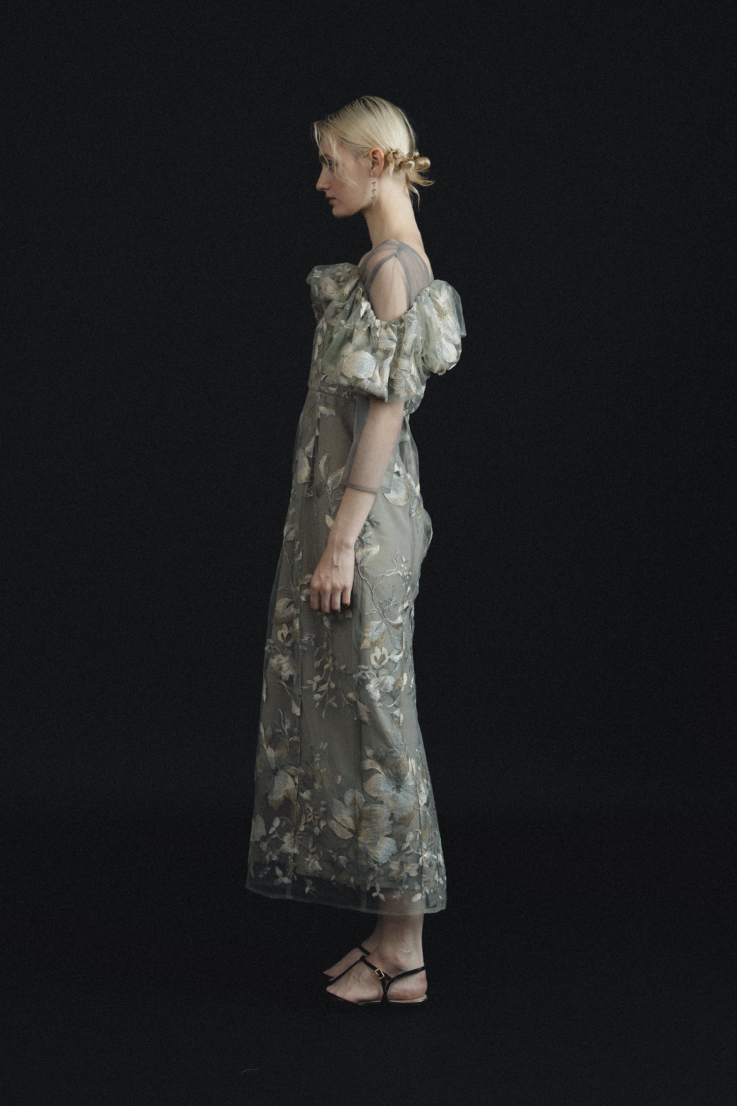 1112 Blooming flower dress
