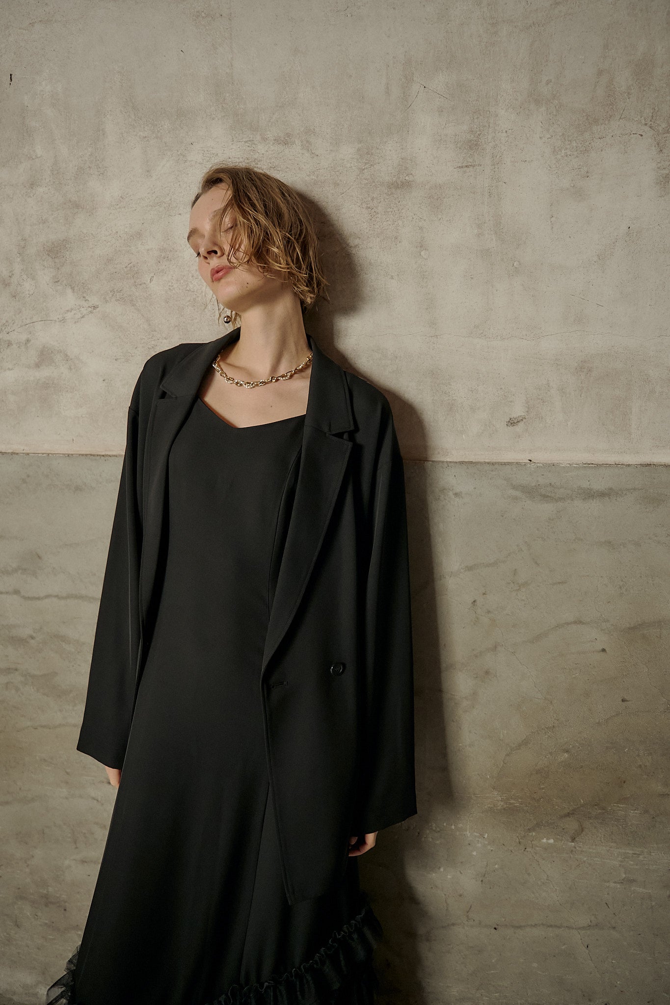 934 Transparent hem setup dress