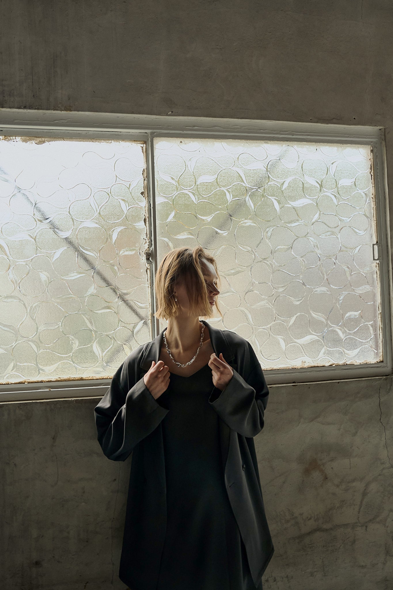934 Transparent hem setup dress