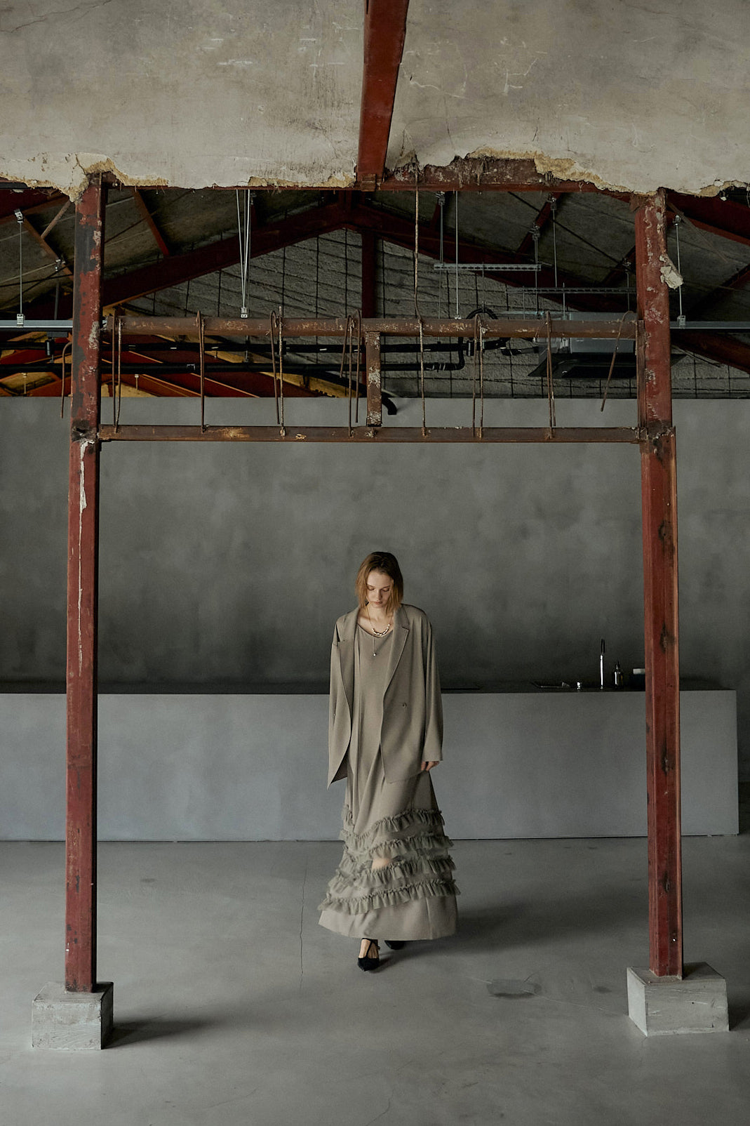934 Transparent hem setup dress