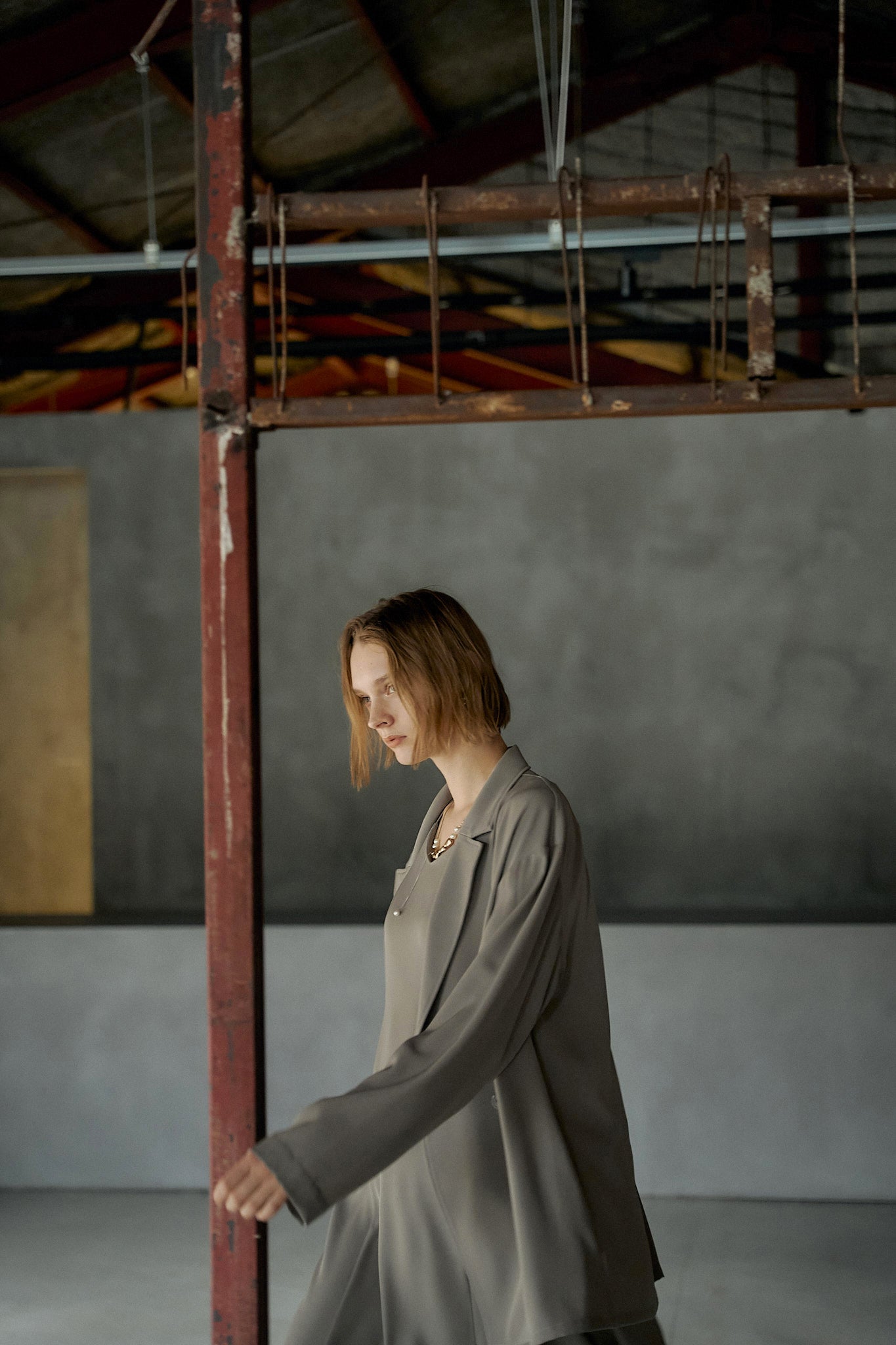 934 Transparent hem setup dress