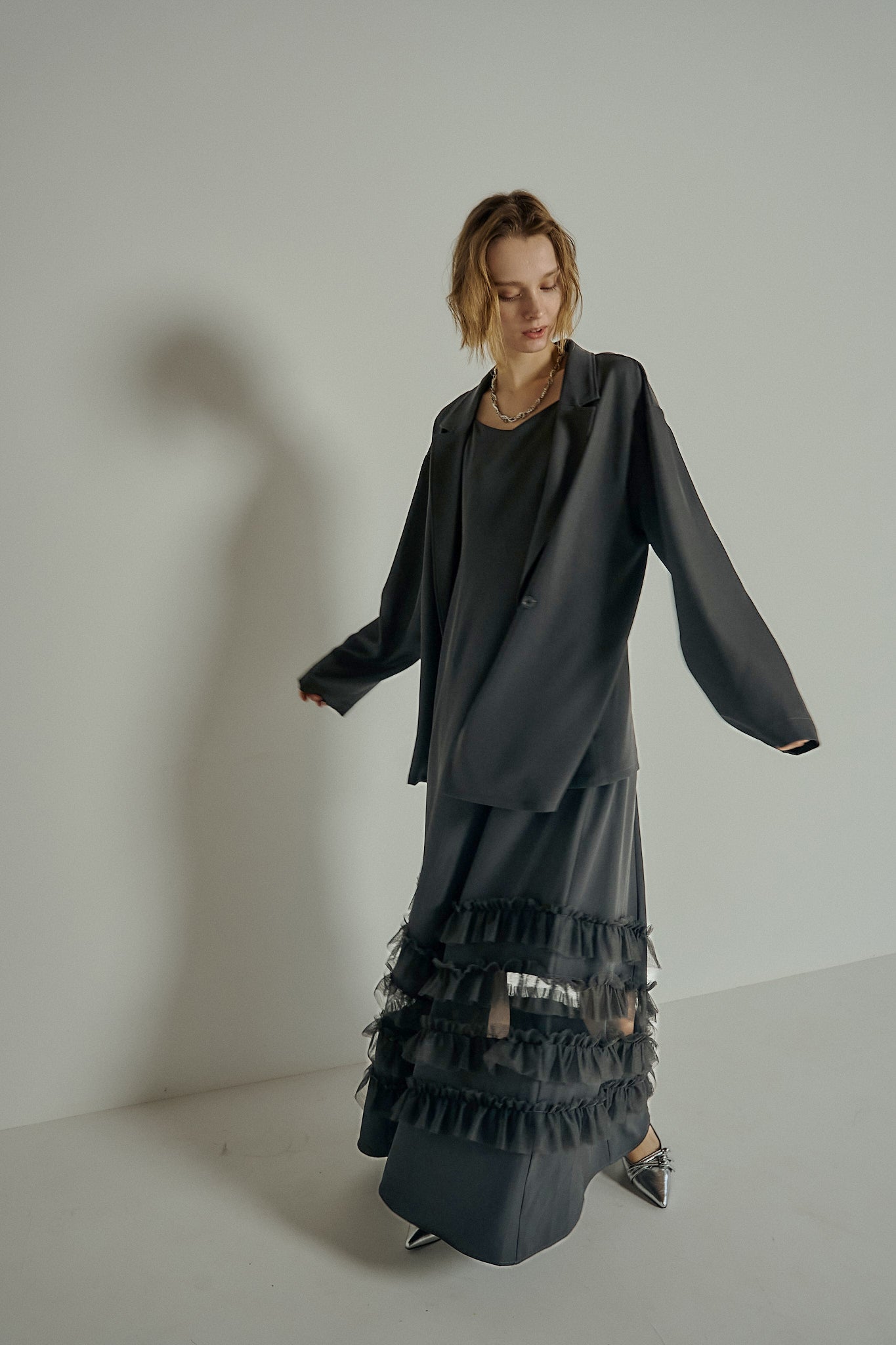 934 Transparent hem setup dress