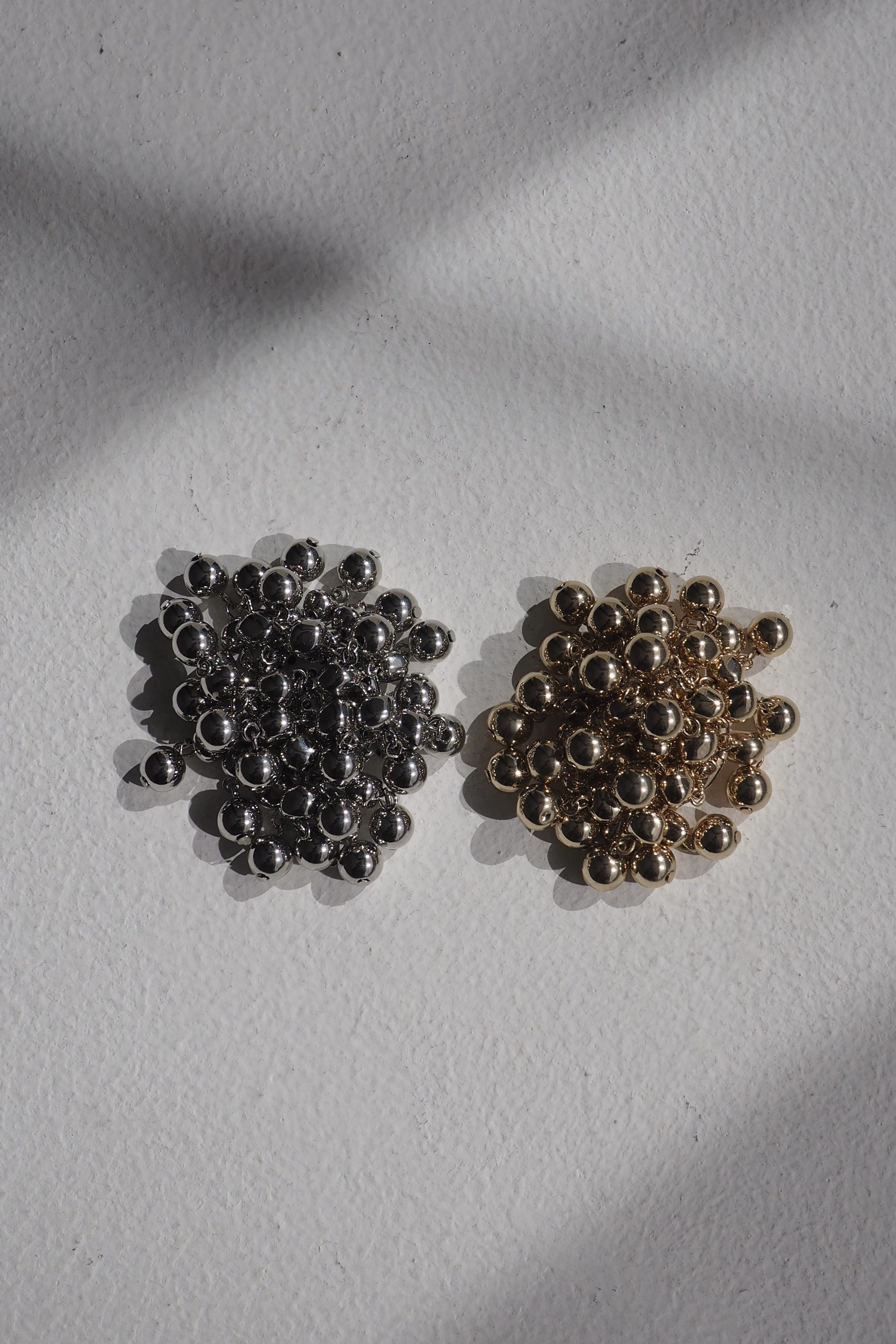 940 Dot brooch