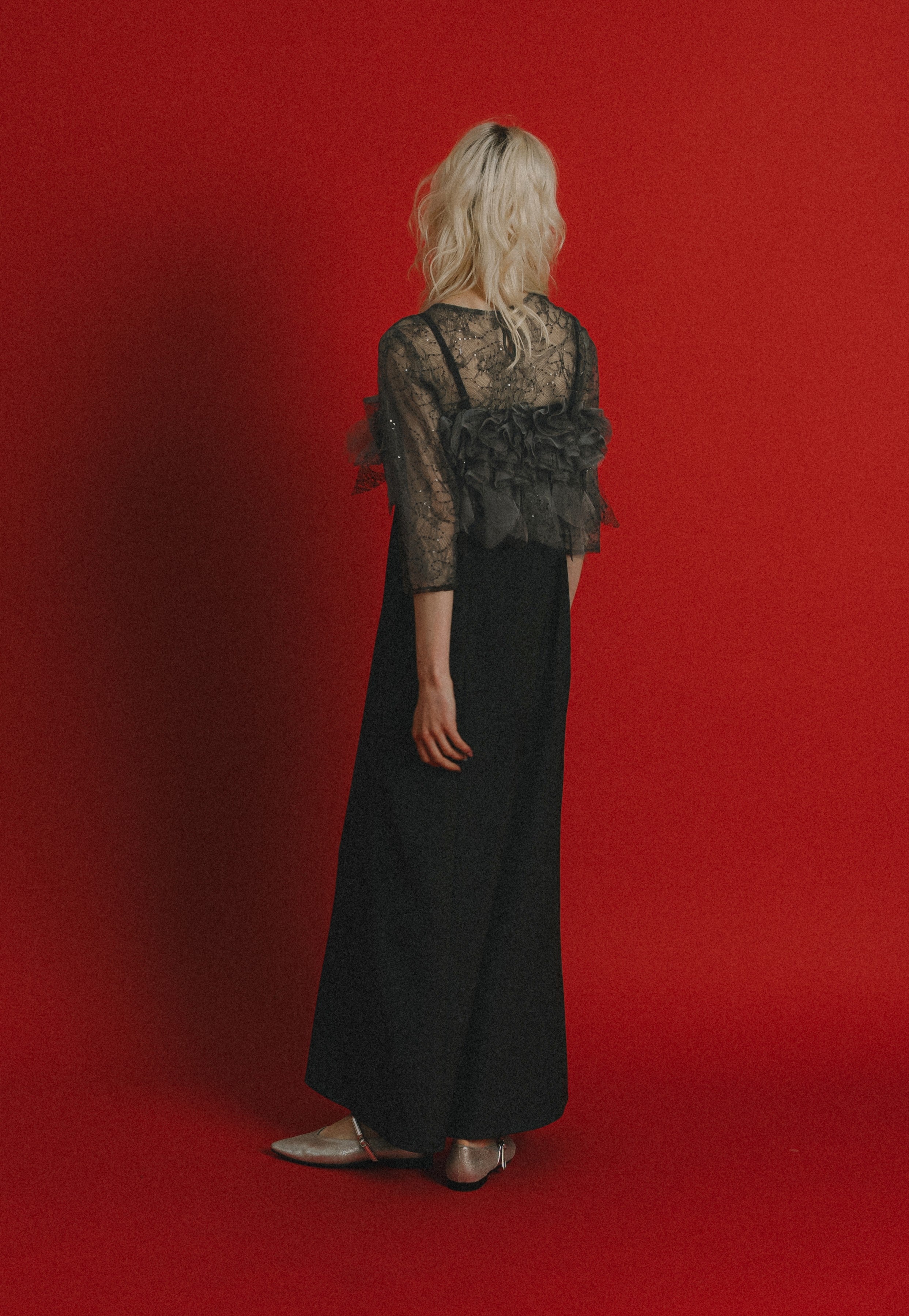 1085 Noir glitter dress
