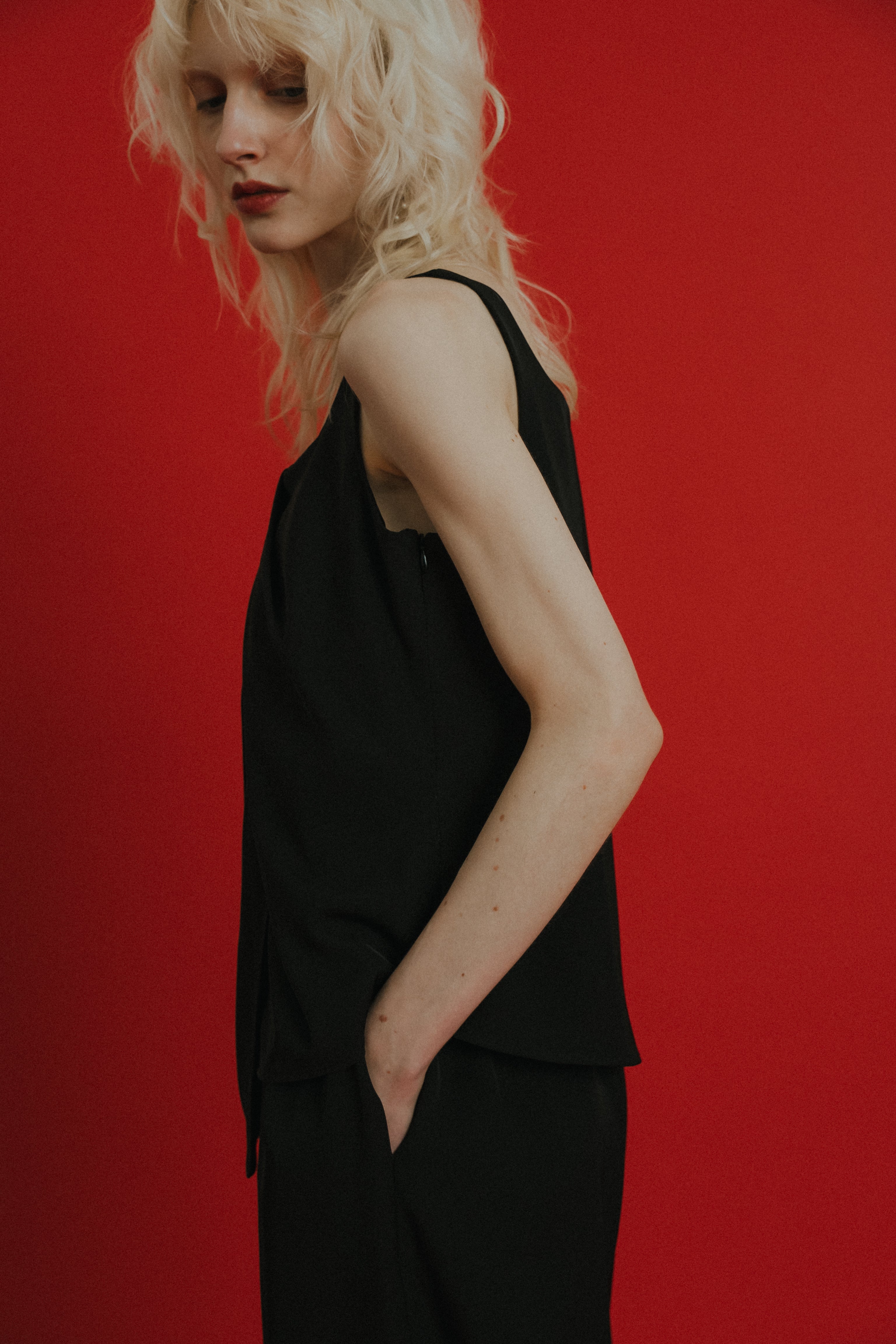 1084 Oblique cross top pants set