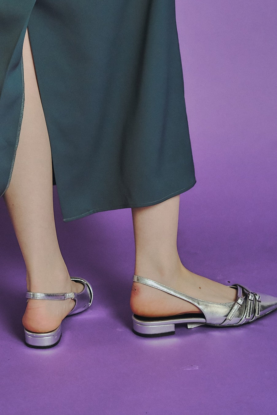 962 strap overlay pumps