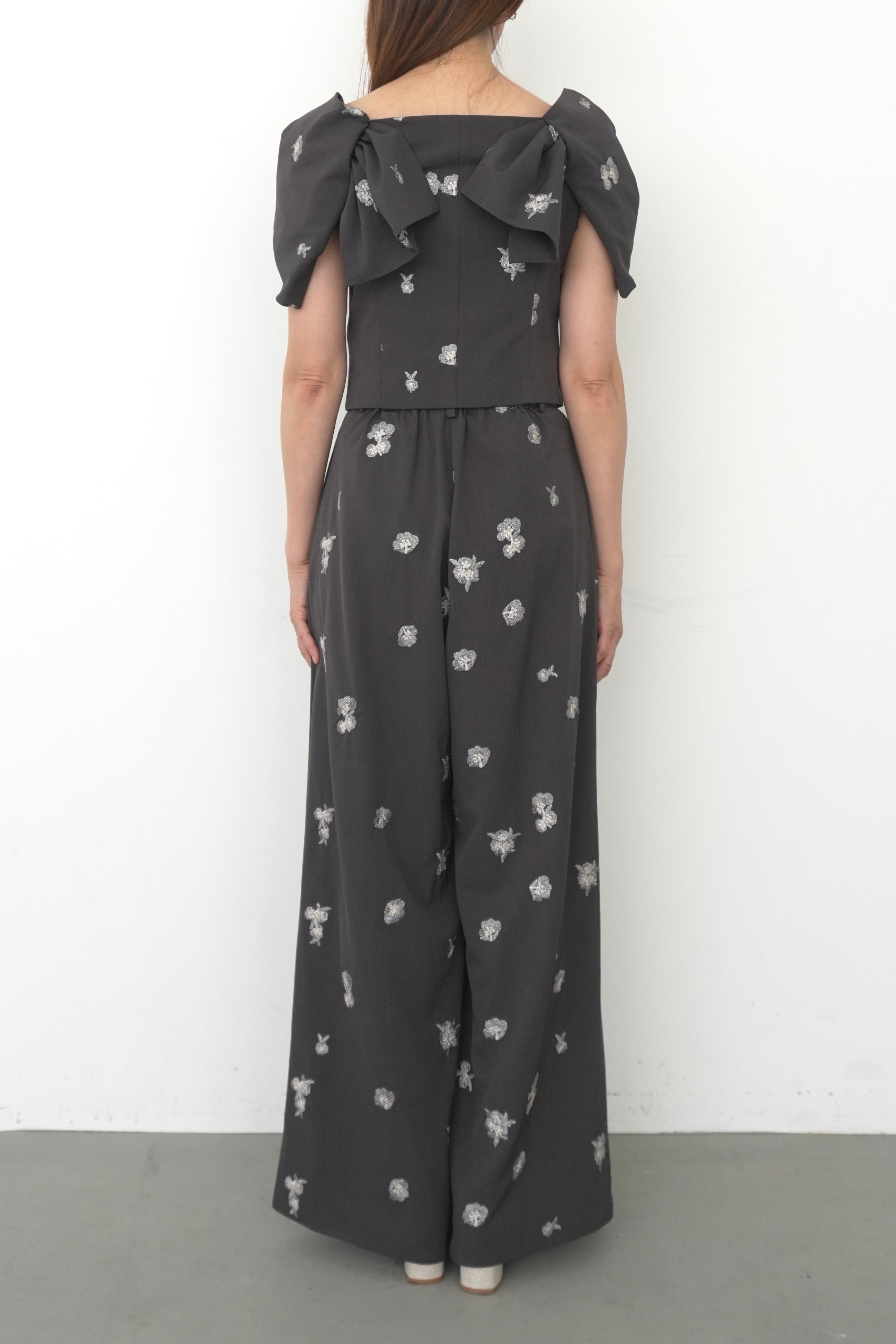 model:164cm size:M color:チャコール